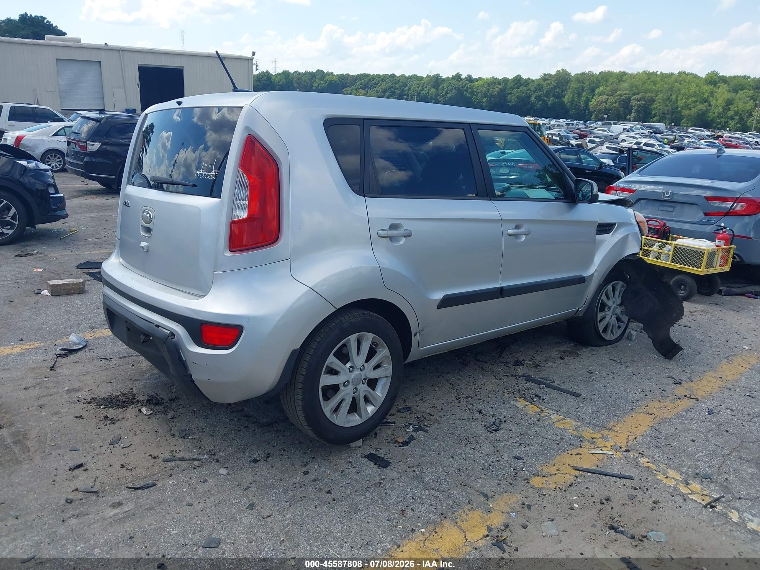 2013 Kia Soul + Silver vin: KNDJT2A67D7534443