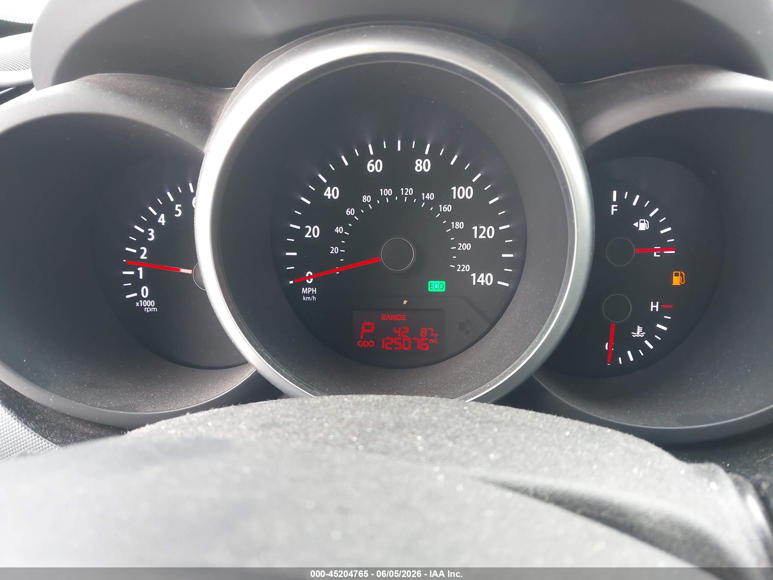 2013 Kia Soul + Green vin: KNDJT2A67D7548844