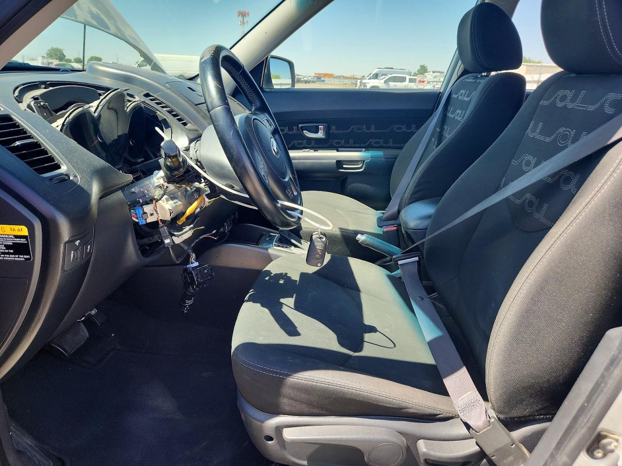 2013 Kia Soul + Silver vin: KNDJT2A67D7583142