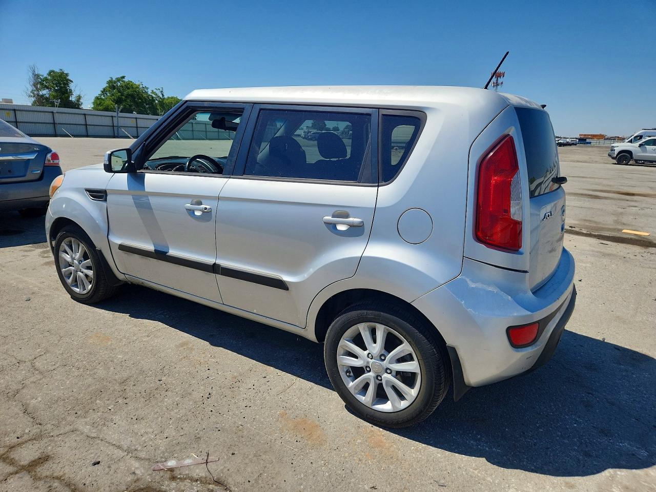 2013 Kia Soul + Silver vin: KNDJT2A67D7583142