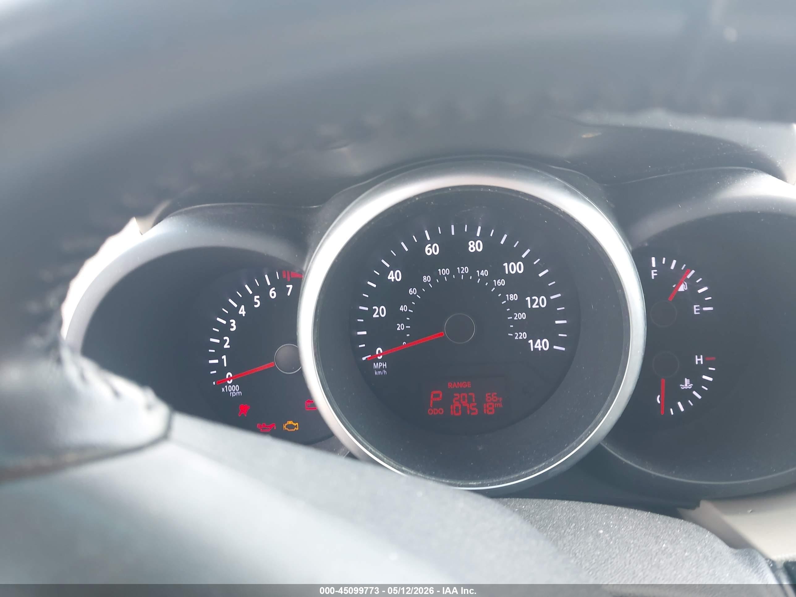 2013 Kia Soul ! White vin: KNDJT2A67D7583612