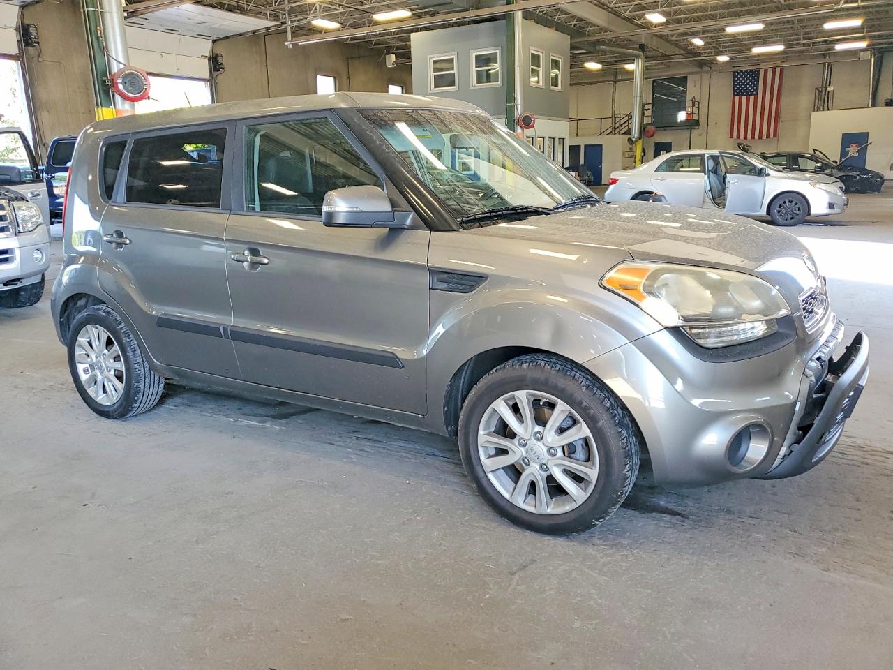 2012 Kia Soul + Gray vin: KNDJT2A68C7353396