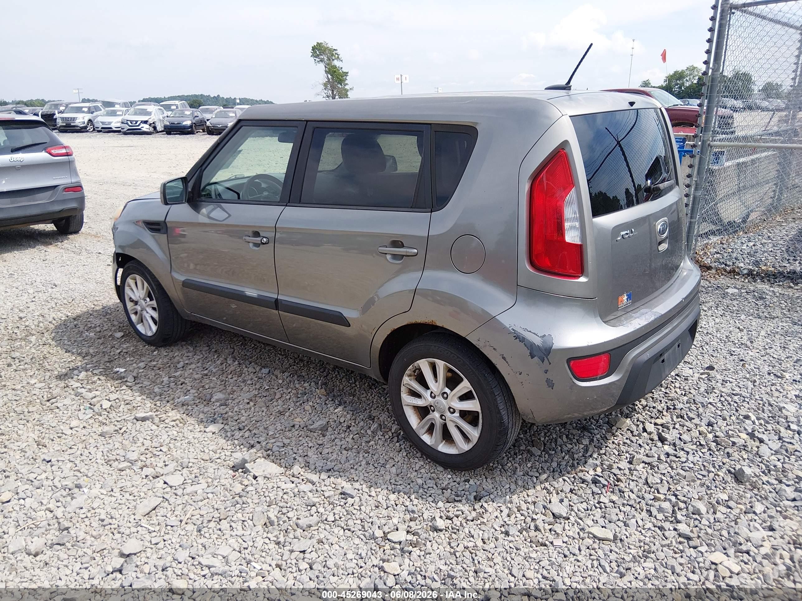 2012 Kia Soul + Gray vin: KNDJT2A68C7396202