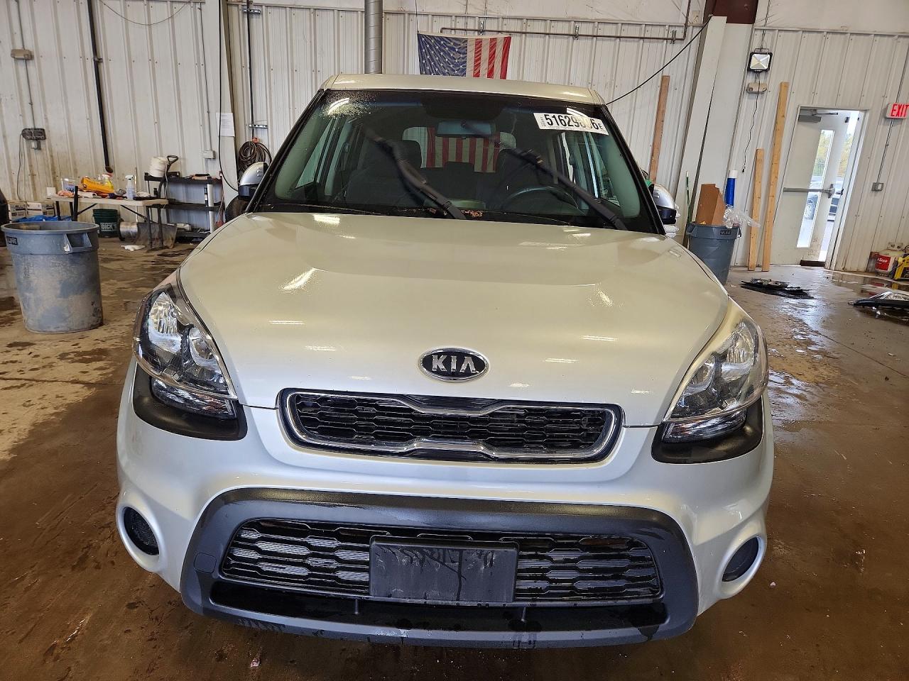 2012 Kia Soul + Silver vin: KNDJT2A68C7405013