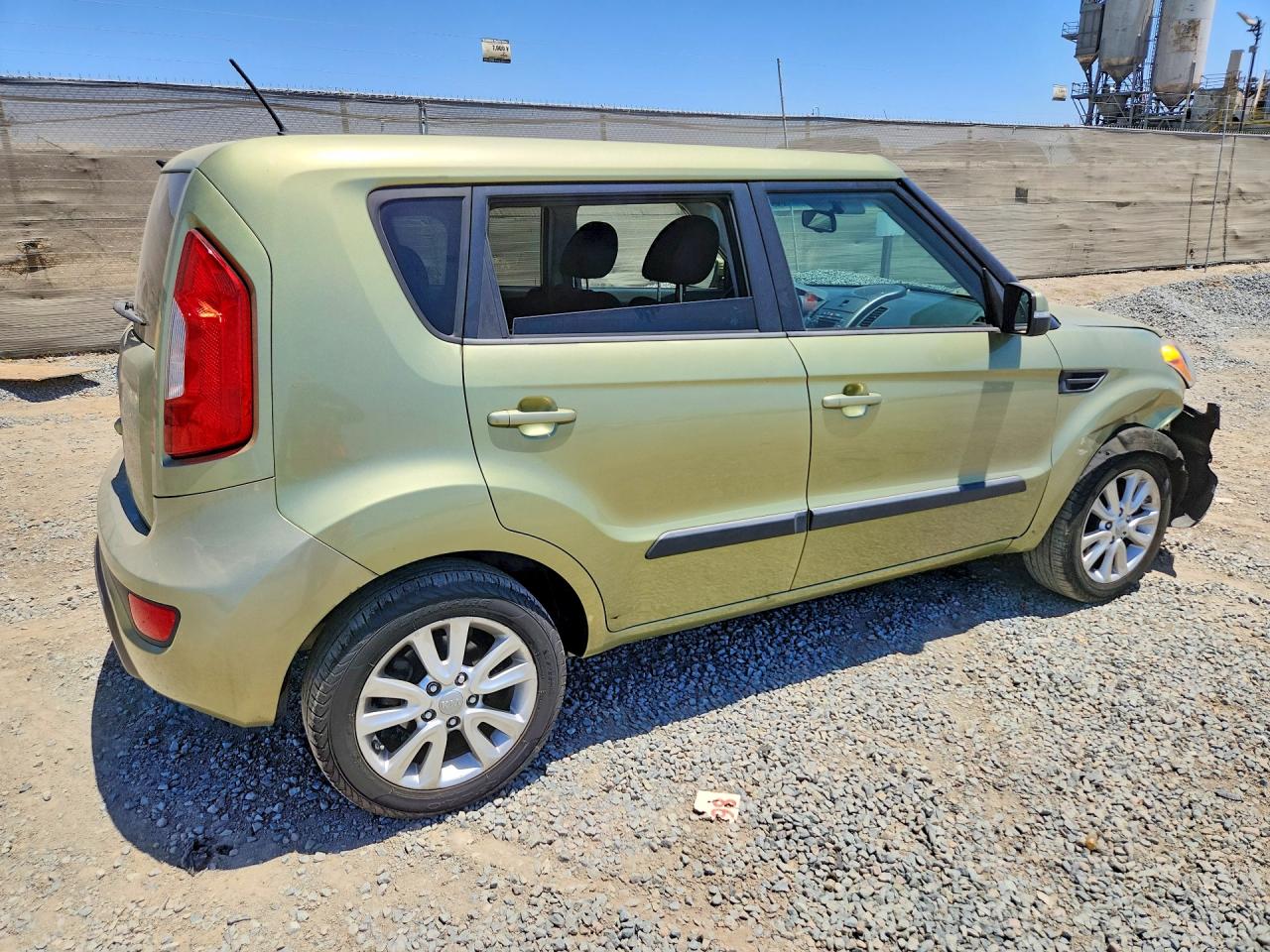 2012 Kia Soul + Green vin: KNDJT2A68C7421289