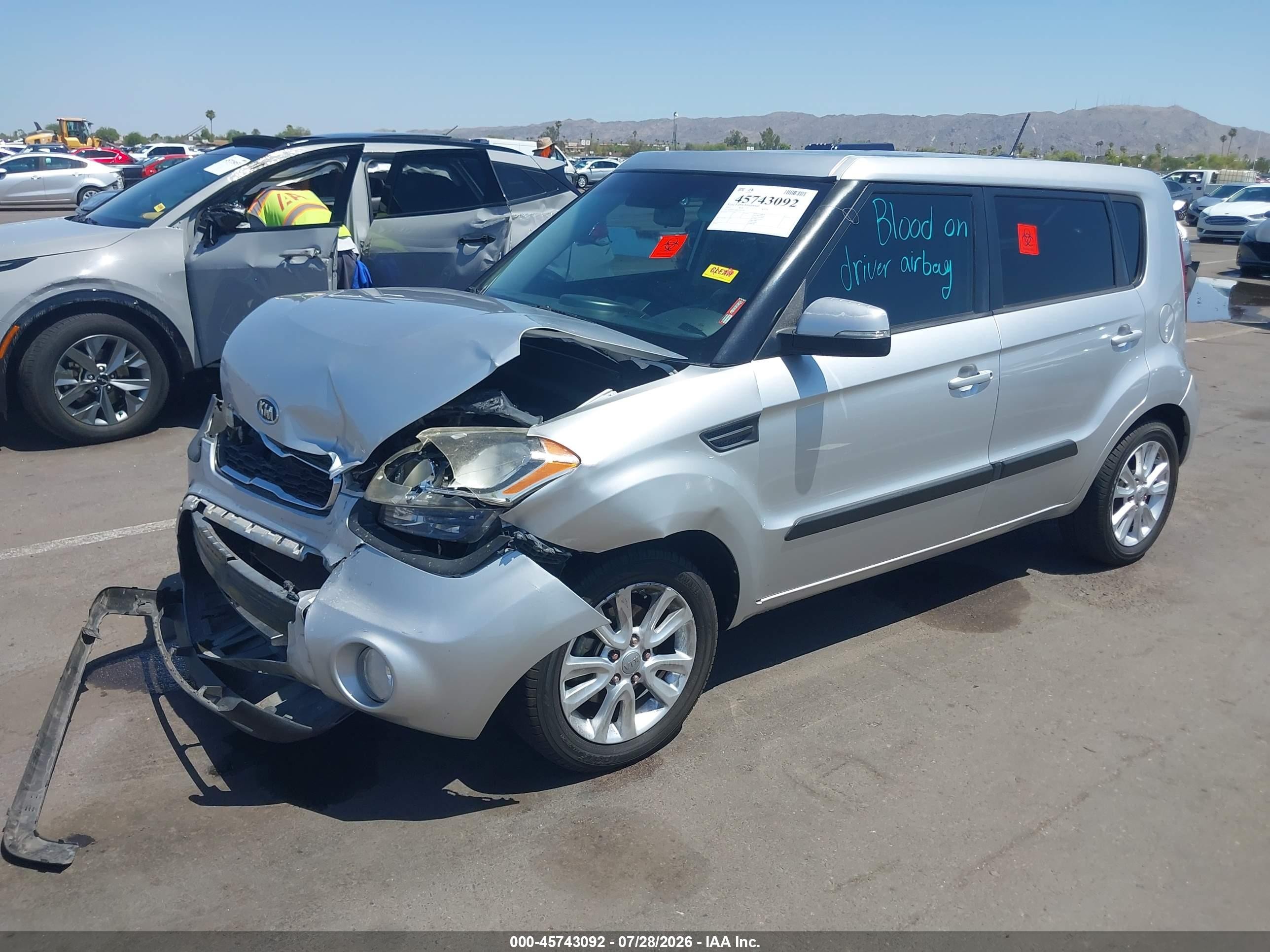 2012 Kia Soul + Silver vin: KNDJT2A68C7441252