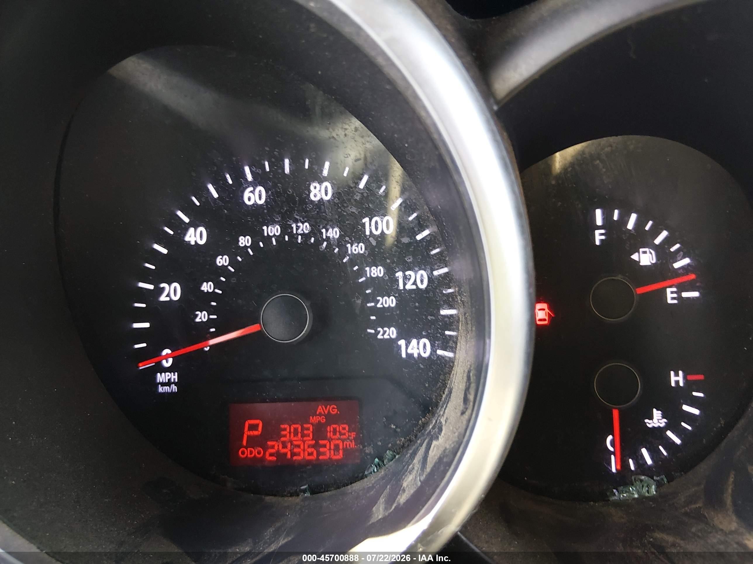 2012 Kia Soul + Black vin: KNDJT2A68C7743396