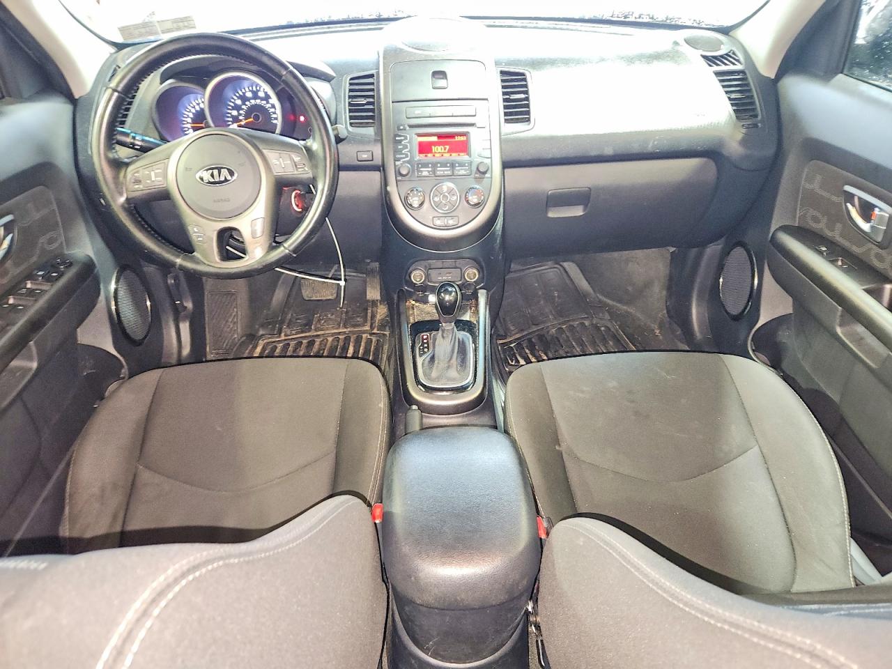 2013 Kia Soul + Green vin: KNDJT2A68D7499430