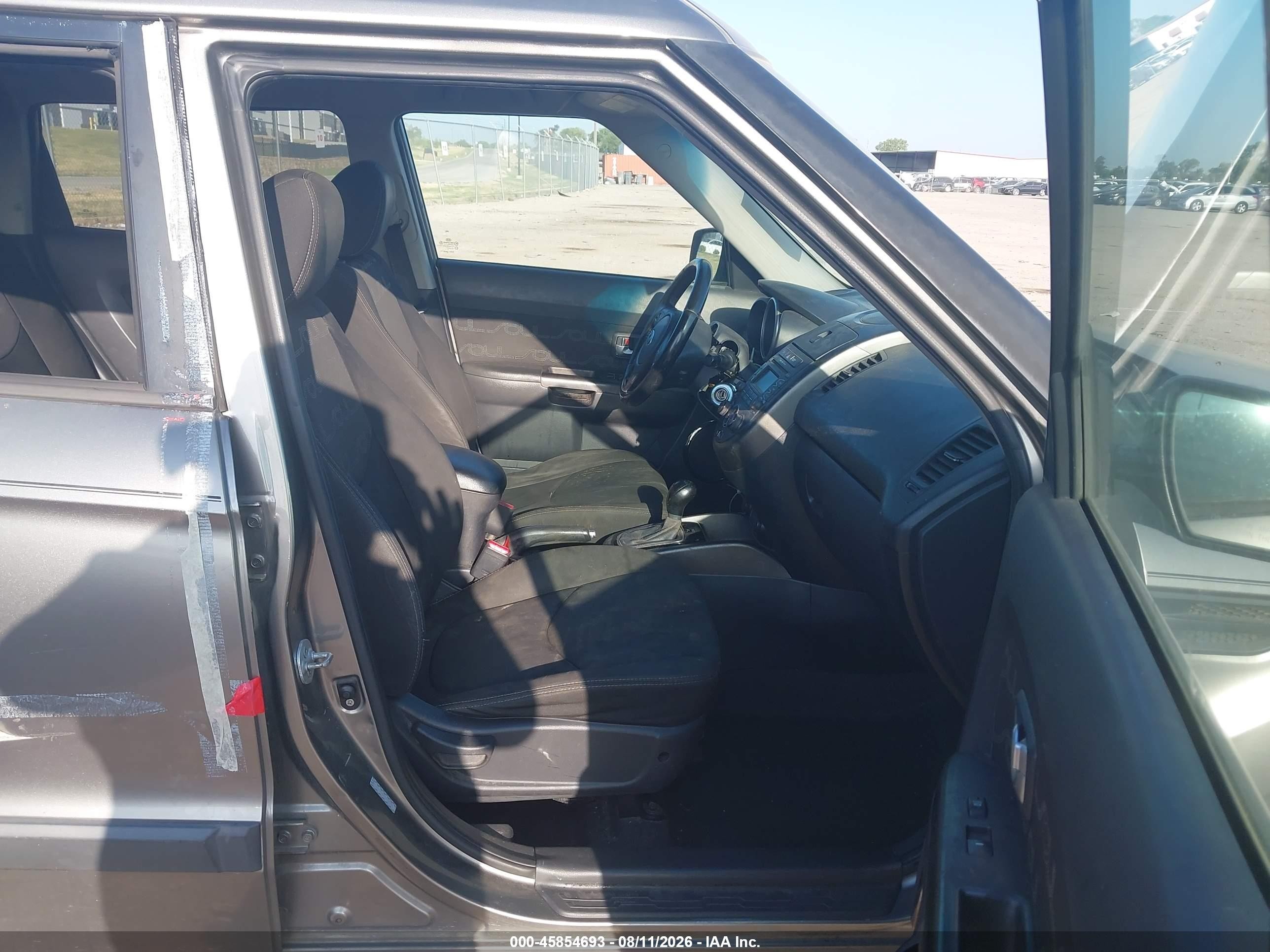 2013 Kia Soul + Gray vin: KNDJT2A68D7512631