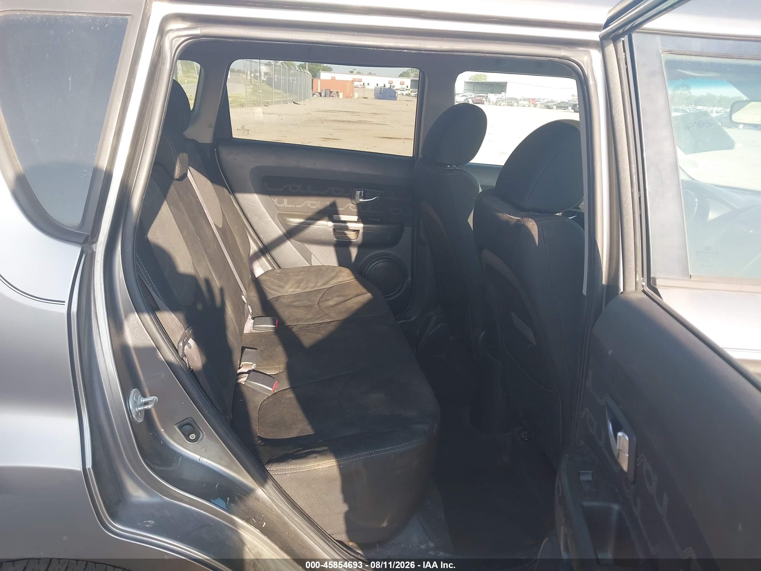2013 Kia Soul + Gray vin: KNDJT2A68D7512631