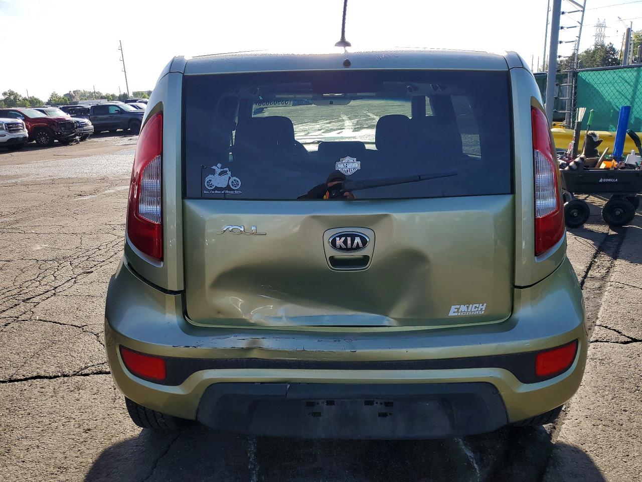2013 Kia Soul + Green vin: KNDJT2A68D7514721