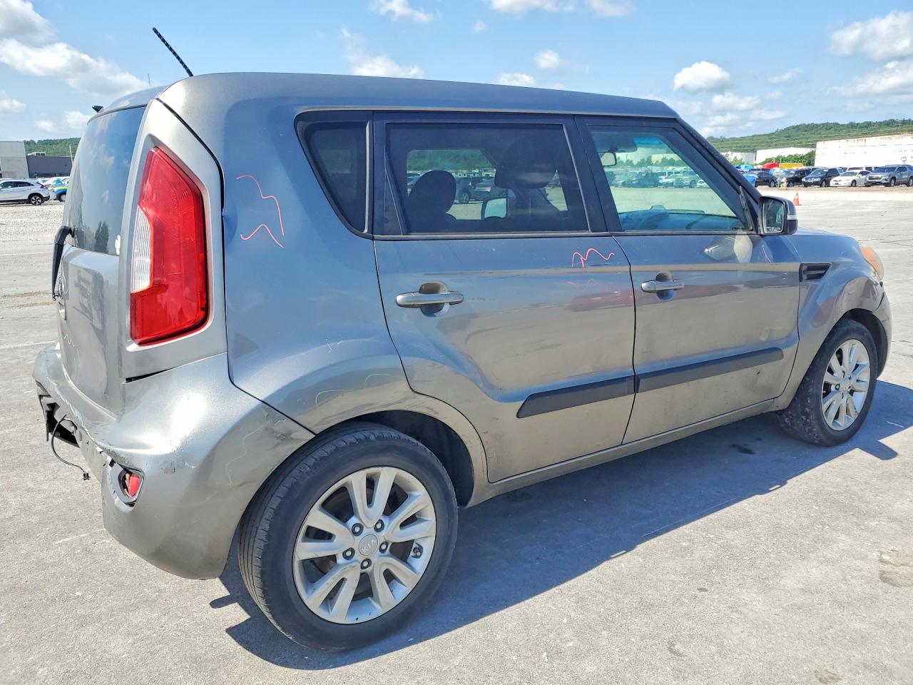 2013 Kia Soul + Silver vin: KNDJT2A68D7573719