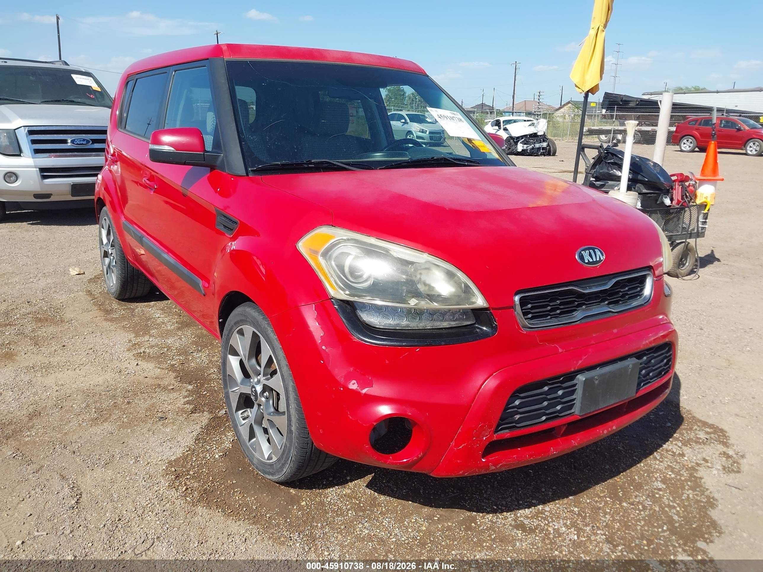 2013 Kia Soul ! Red vin: KNDJT2A68D7577821