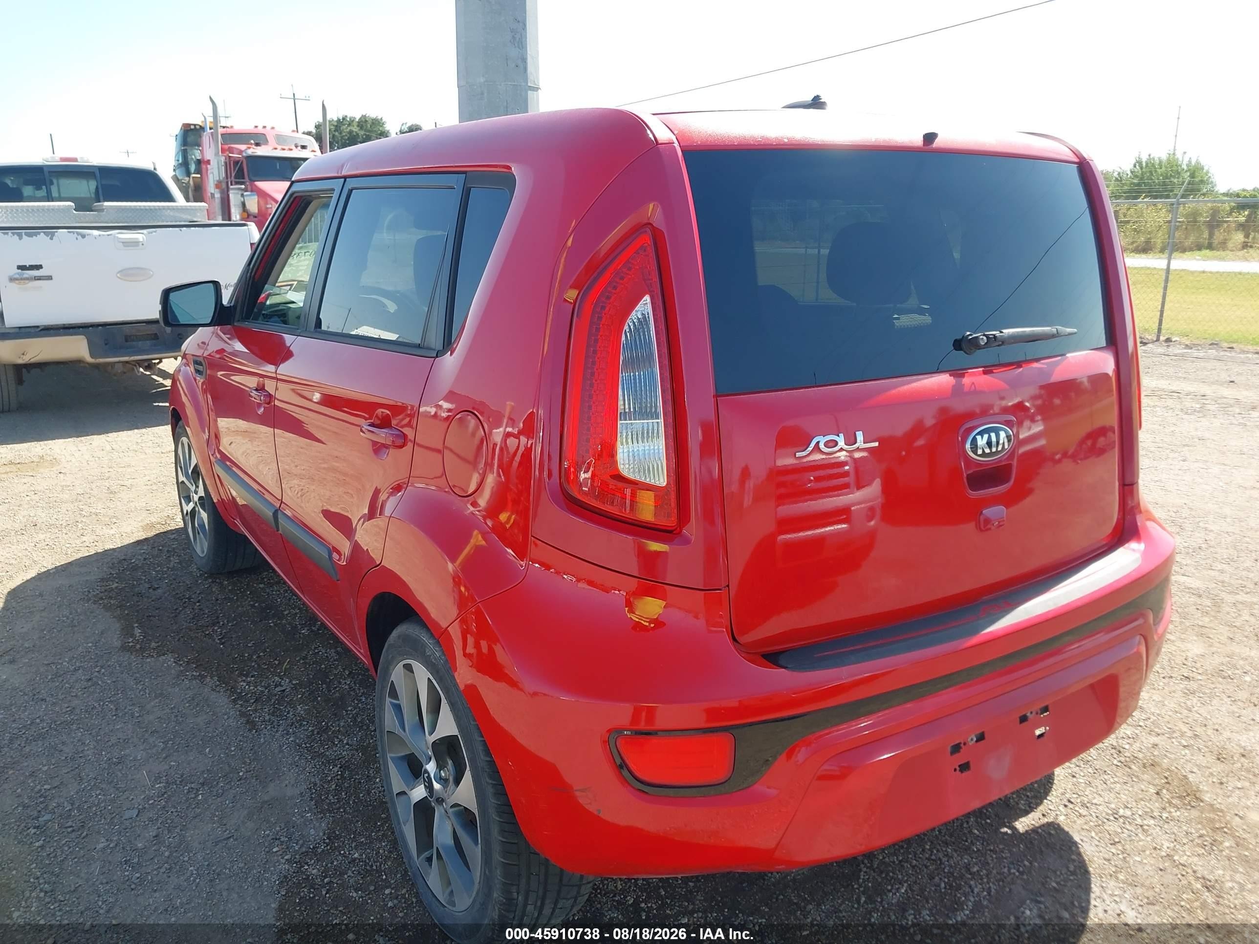 2013 Kia Soul ! Red vin: KNDJT2A68D7577821