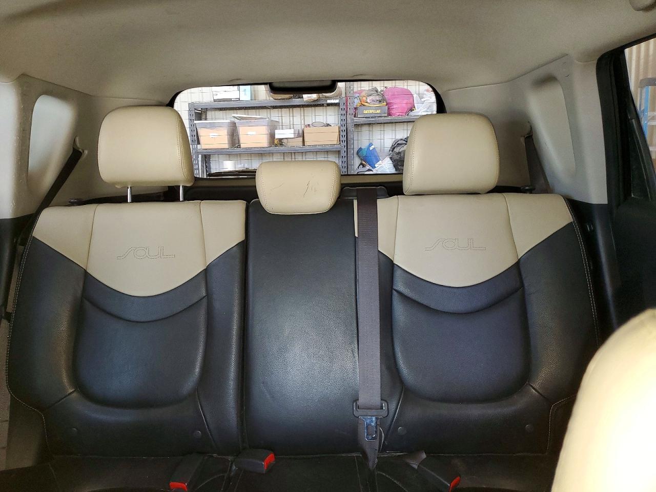 2013 Kia Soul ! Black vin: KNDJT2A68D7751502