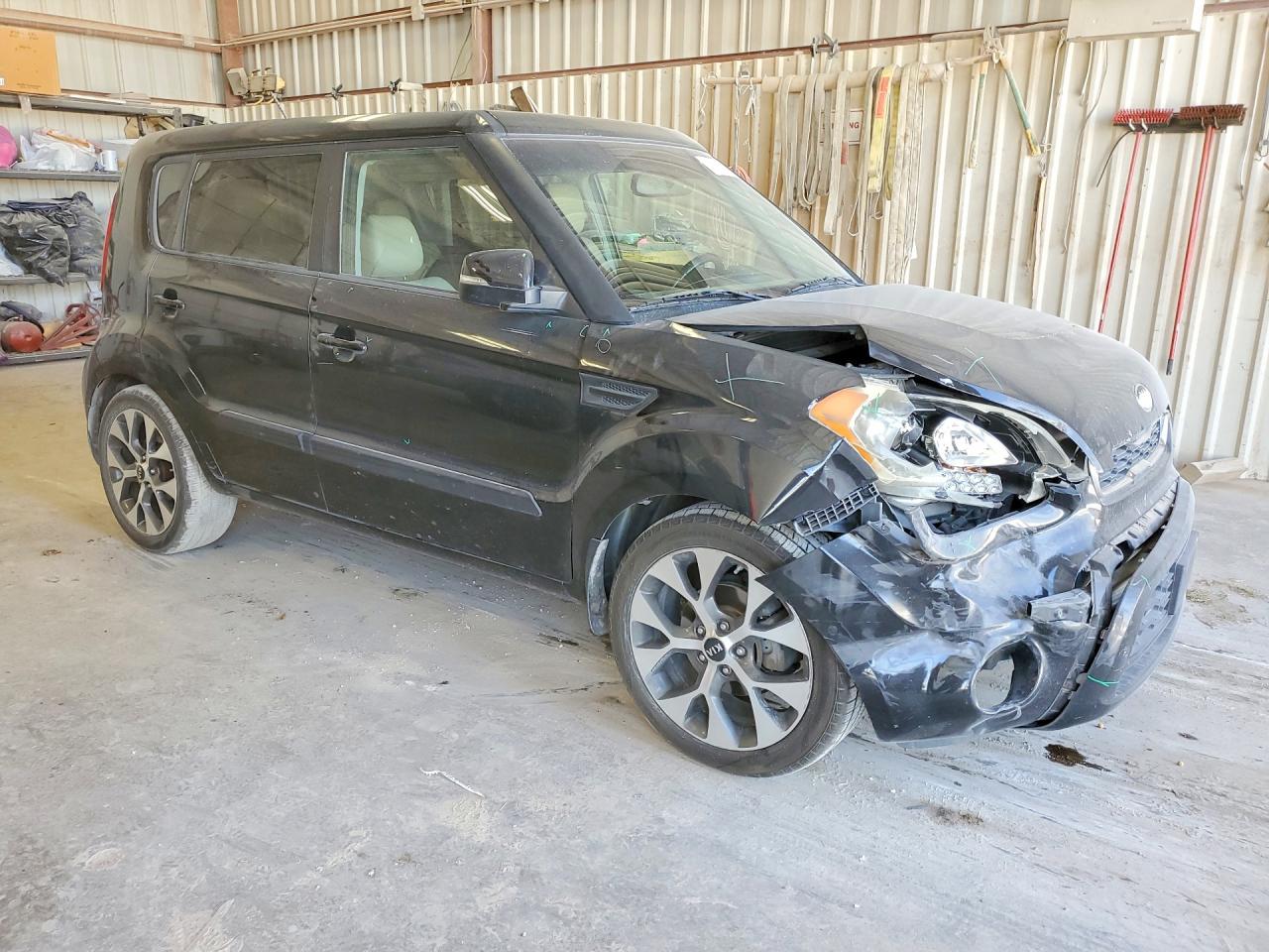 2013 Kia Soul ! Black vin: KNDJT2A68D7751502
