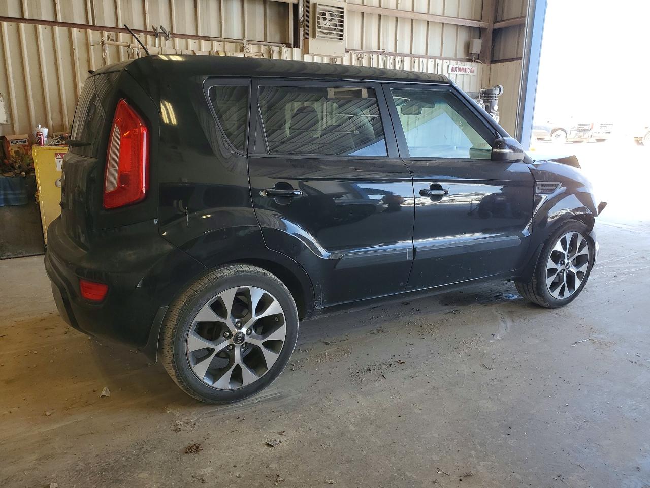 2013 Kia Soul ! Black vin: KNDJT2A68D7751502