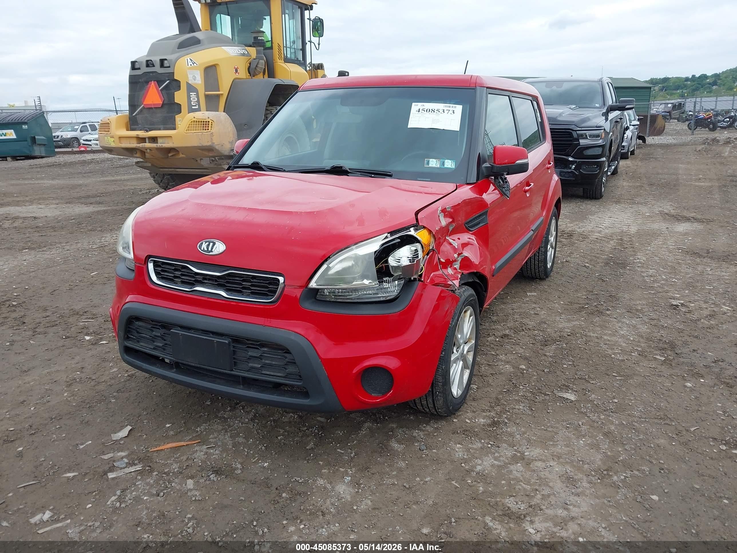 2012 Kia Soul + Red vin: KNDJT2A69C7394703