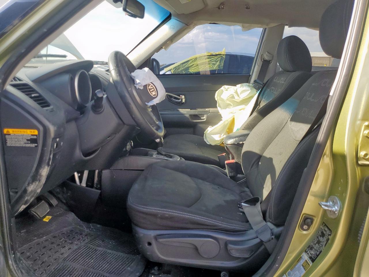 2012 Kia Soul + Green vin: KNDJT2A69C7468847