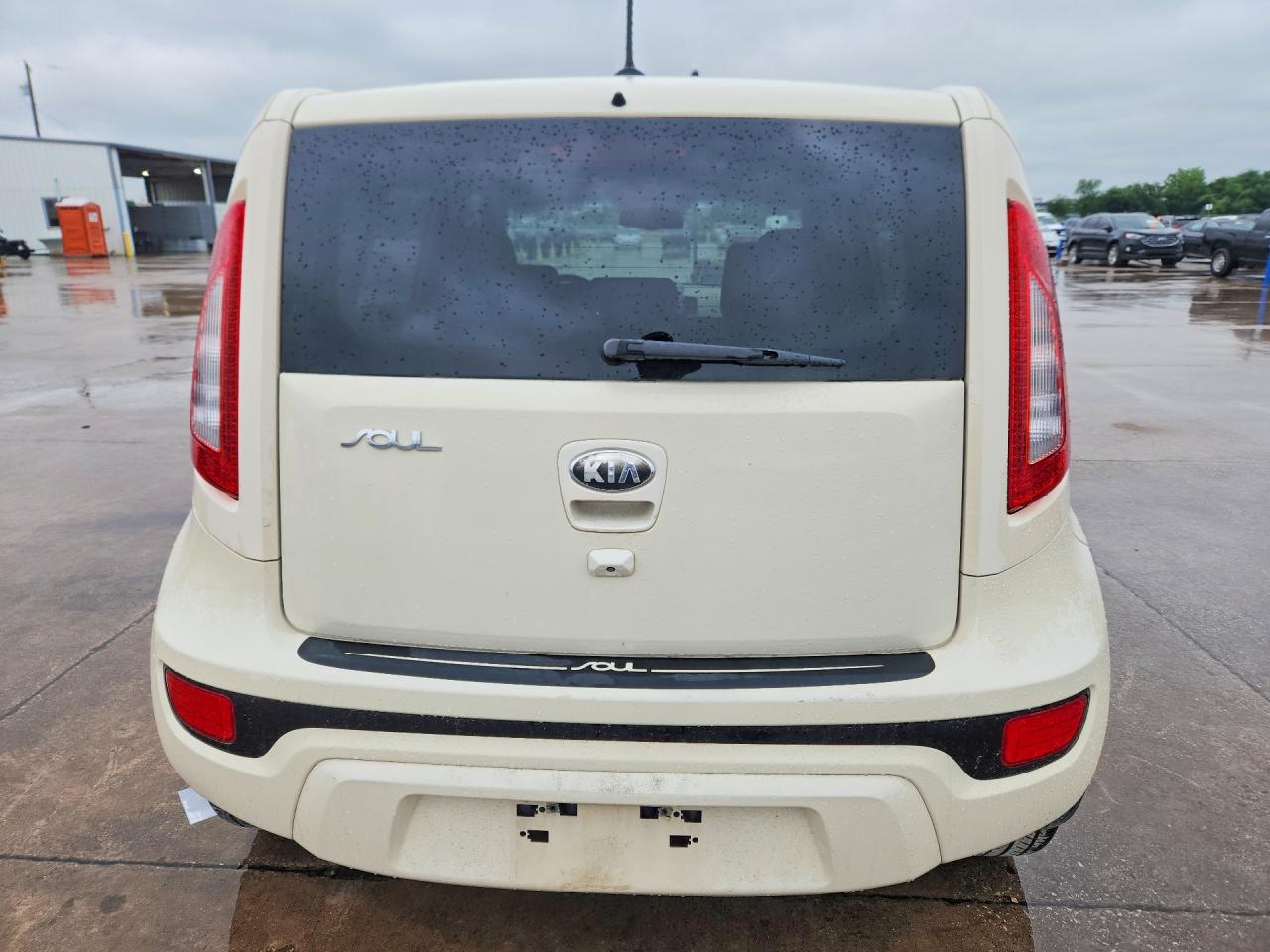 2013 Kia Soul ! Cream vin: KNDJT2A69D7485066