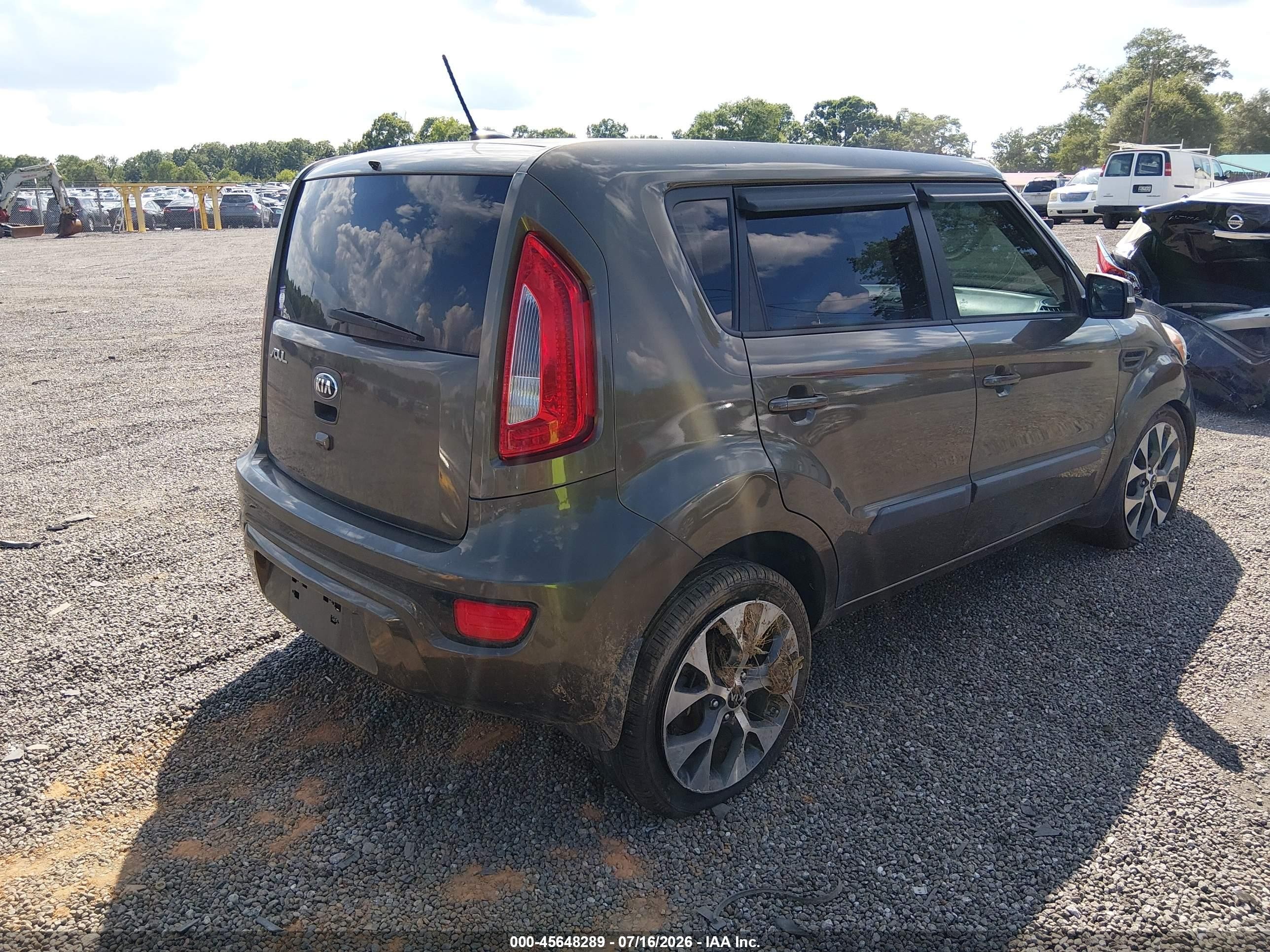 2013 Kia Soul ! Brown vin: KNDJT2A69D7517885