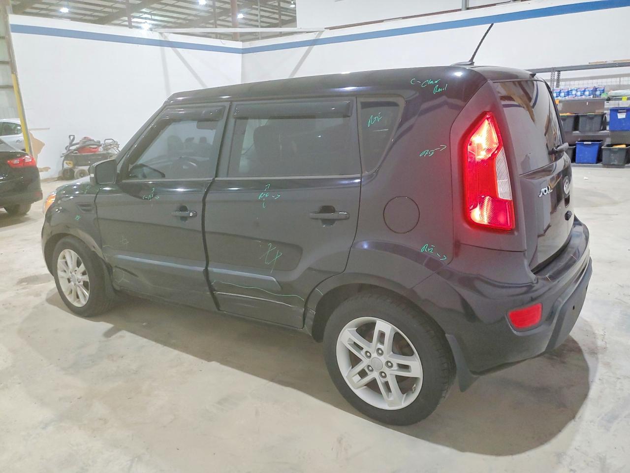 2013 Kia Soul + Черный vin: KNDJT2A69D7518244