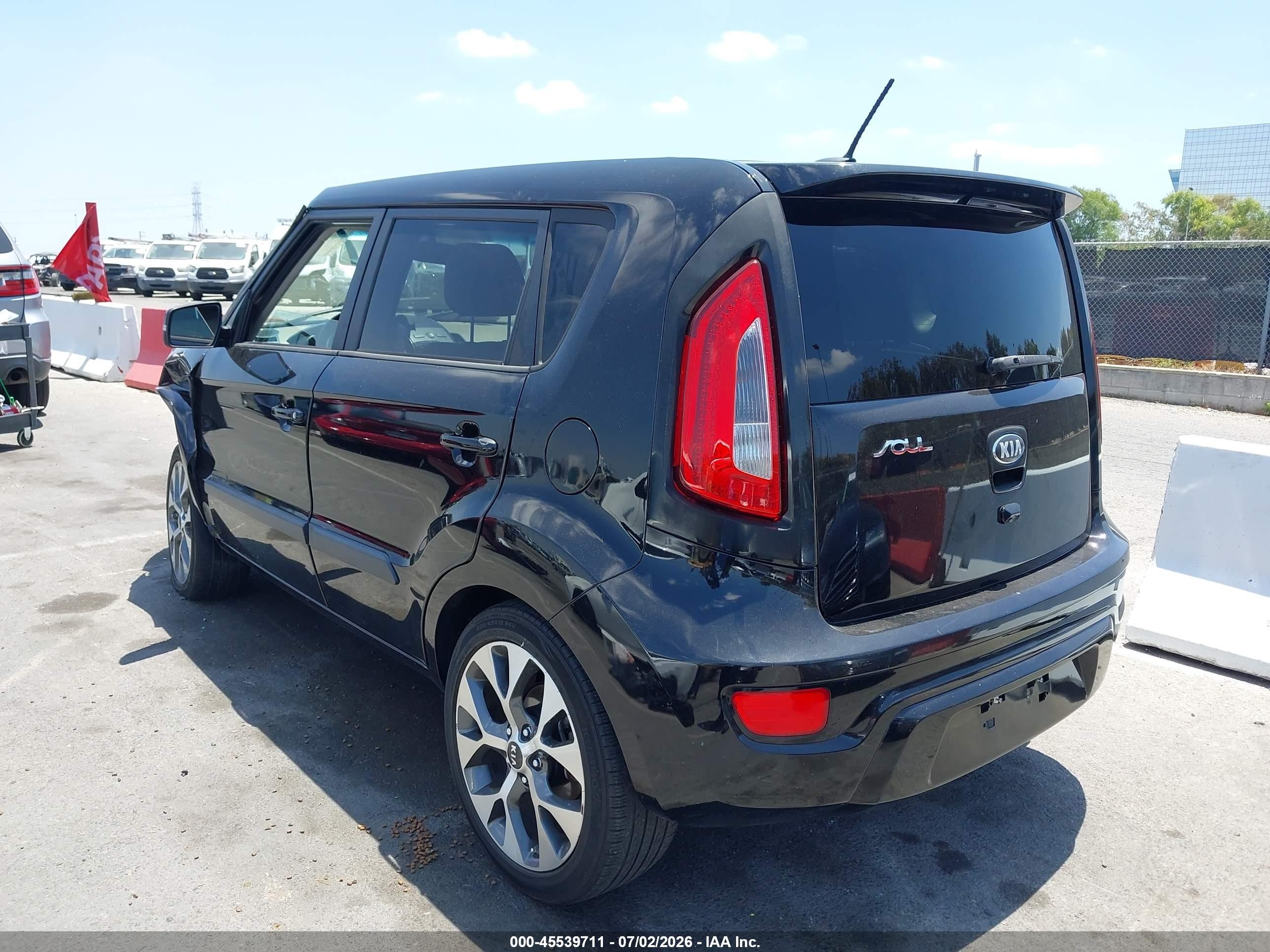 2013 Kia Soul ! Черный vin: KNDJT2A69D7528742