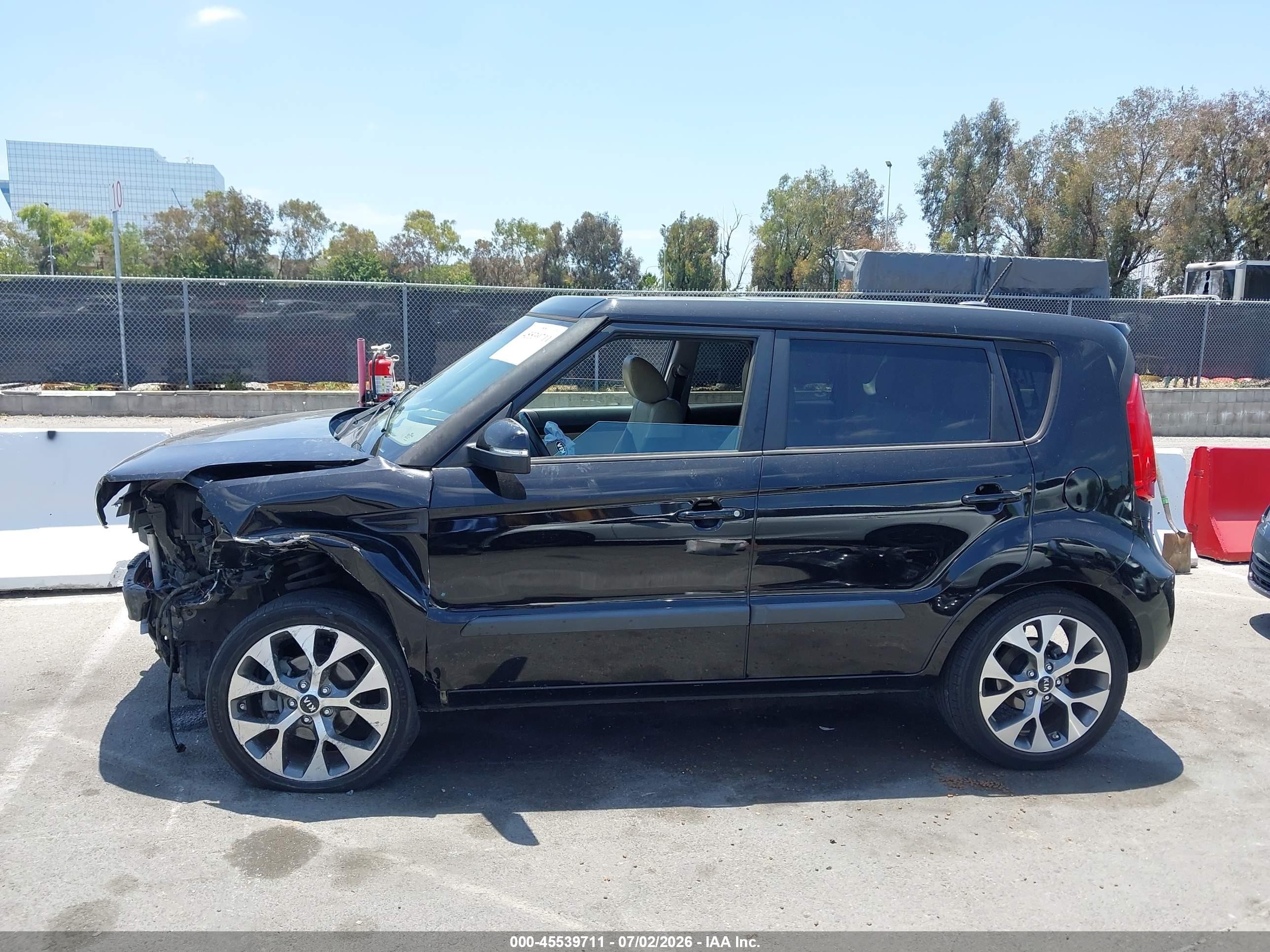 2013 Kia Soul ! Черный vin: KNDJT2A69D7528742