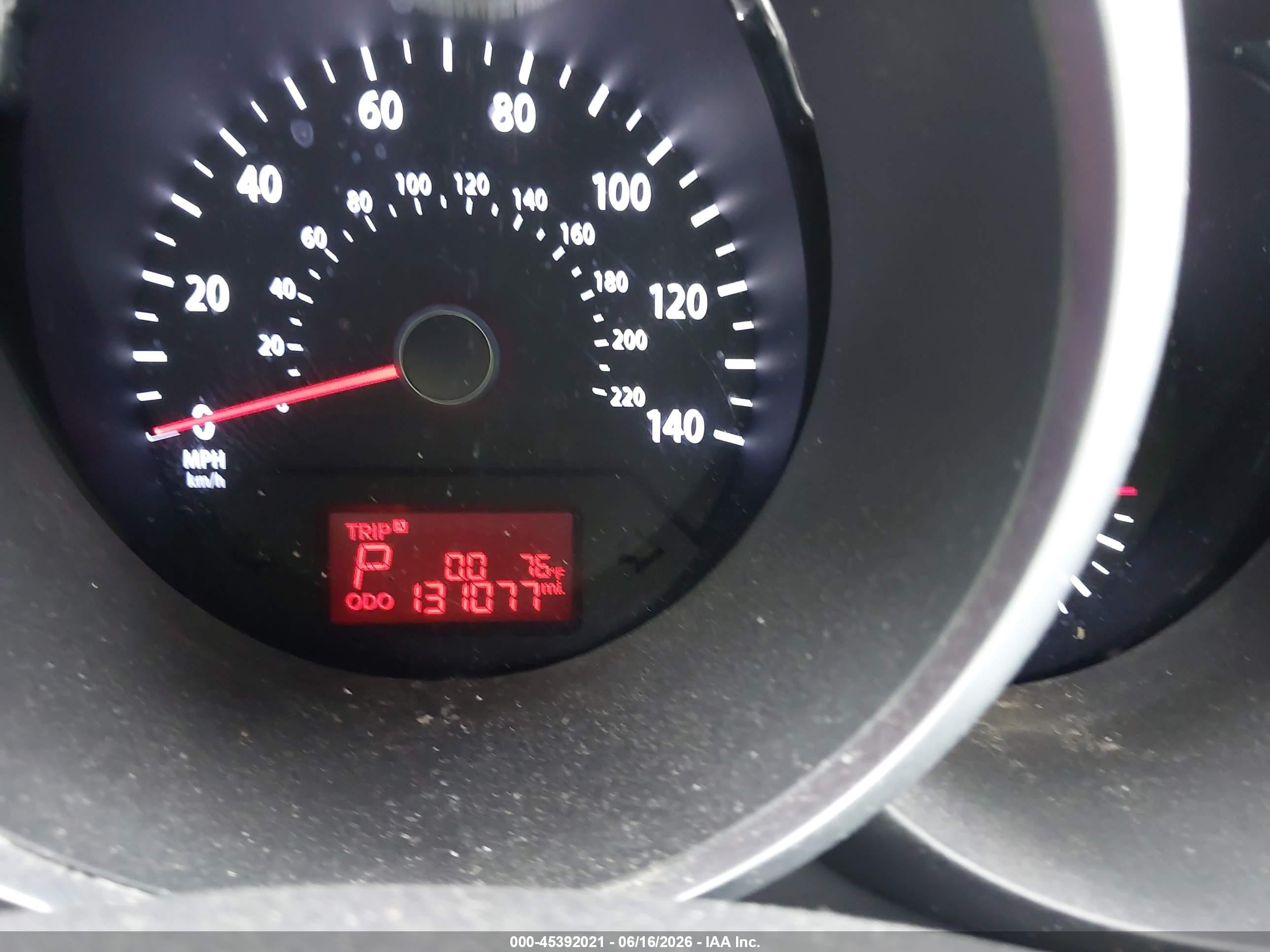 2013 Kia Soul + Красный vin: KNDJT2A69D7534069