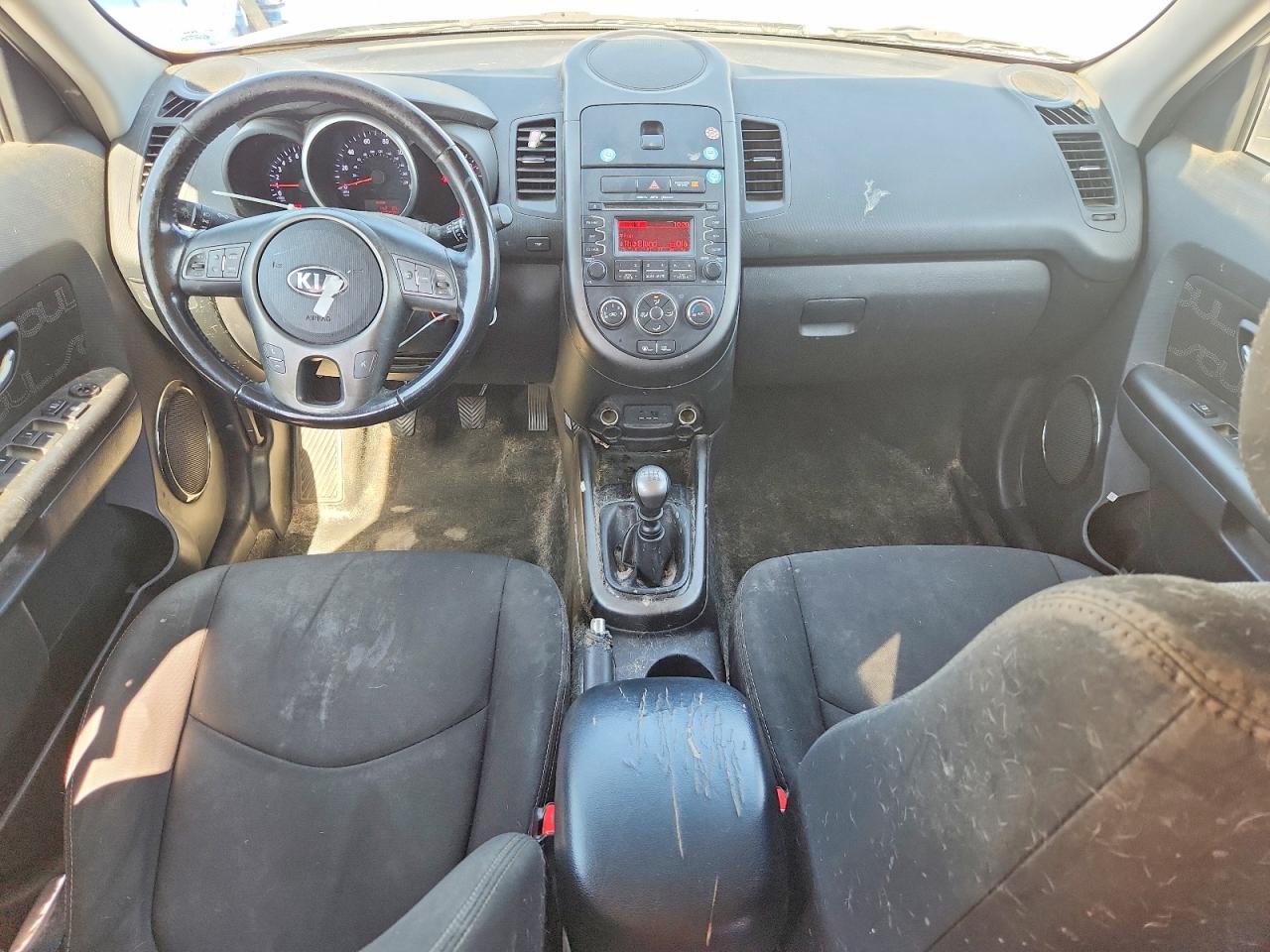 2013 Kia Soul + Серебряный vin: KNDJT2A69D7558162