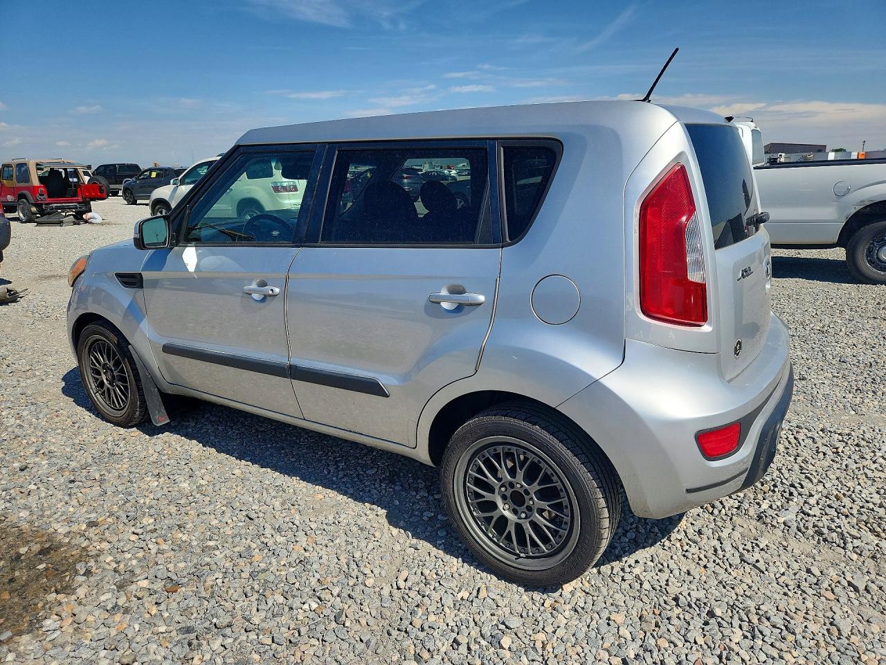 2013 Kia Soul + Серебряный vin: KNDJT2A69D7558162