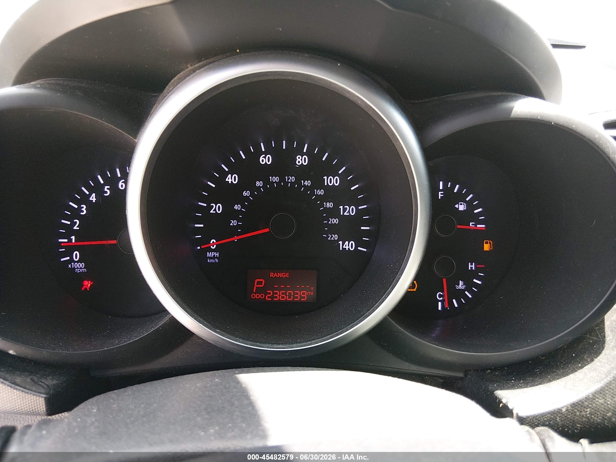 2013 Kia Soul + Green vin: KNDJT2A69D7575320