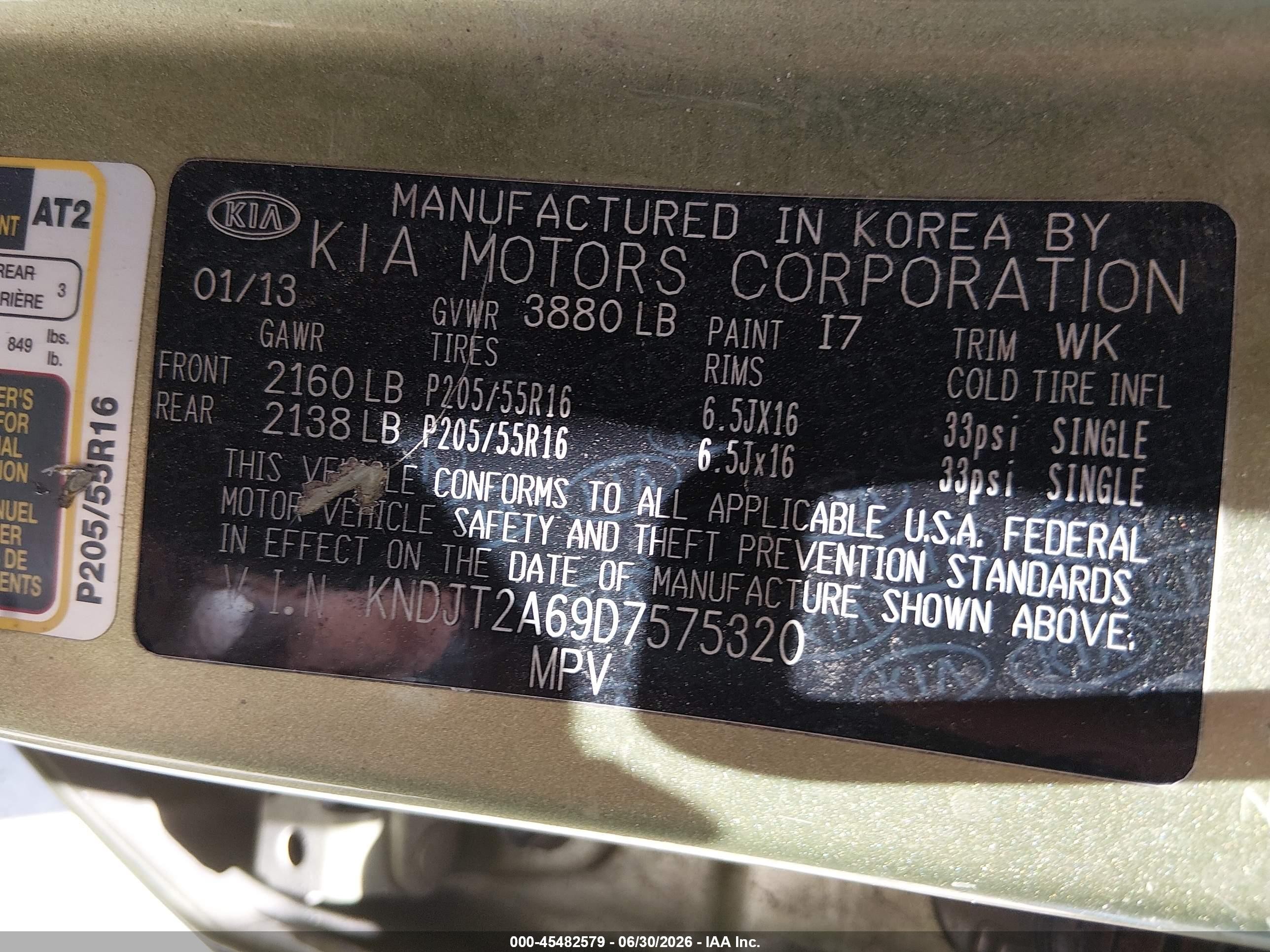 2013 Kia Soul + Green vin: KNDJT2A69D7575320