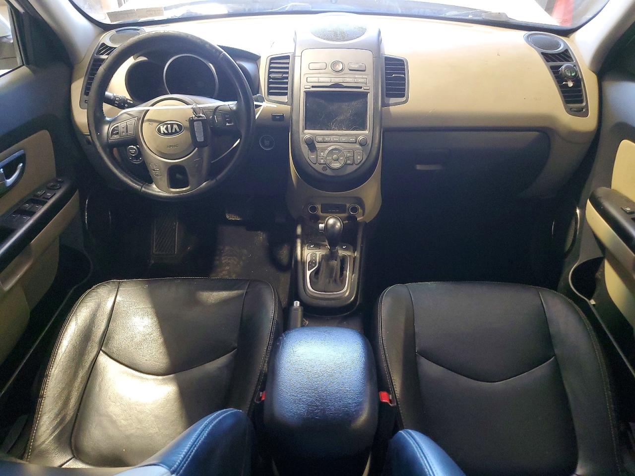 2013 Kia Soul ! White vin: KNDJT2A69D7587550