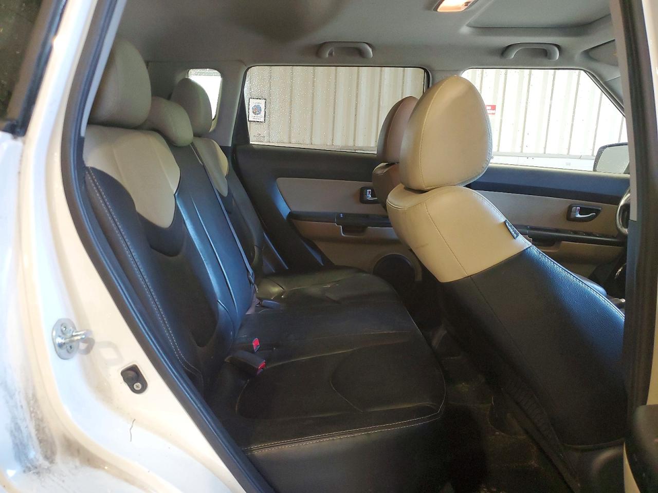 2013 Kia Soul ! White vin: KNDJT2A69D7587550