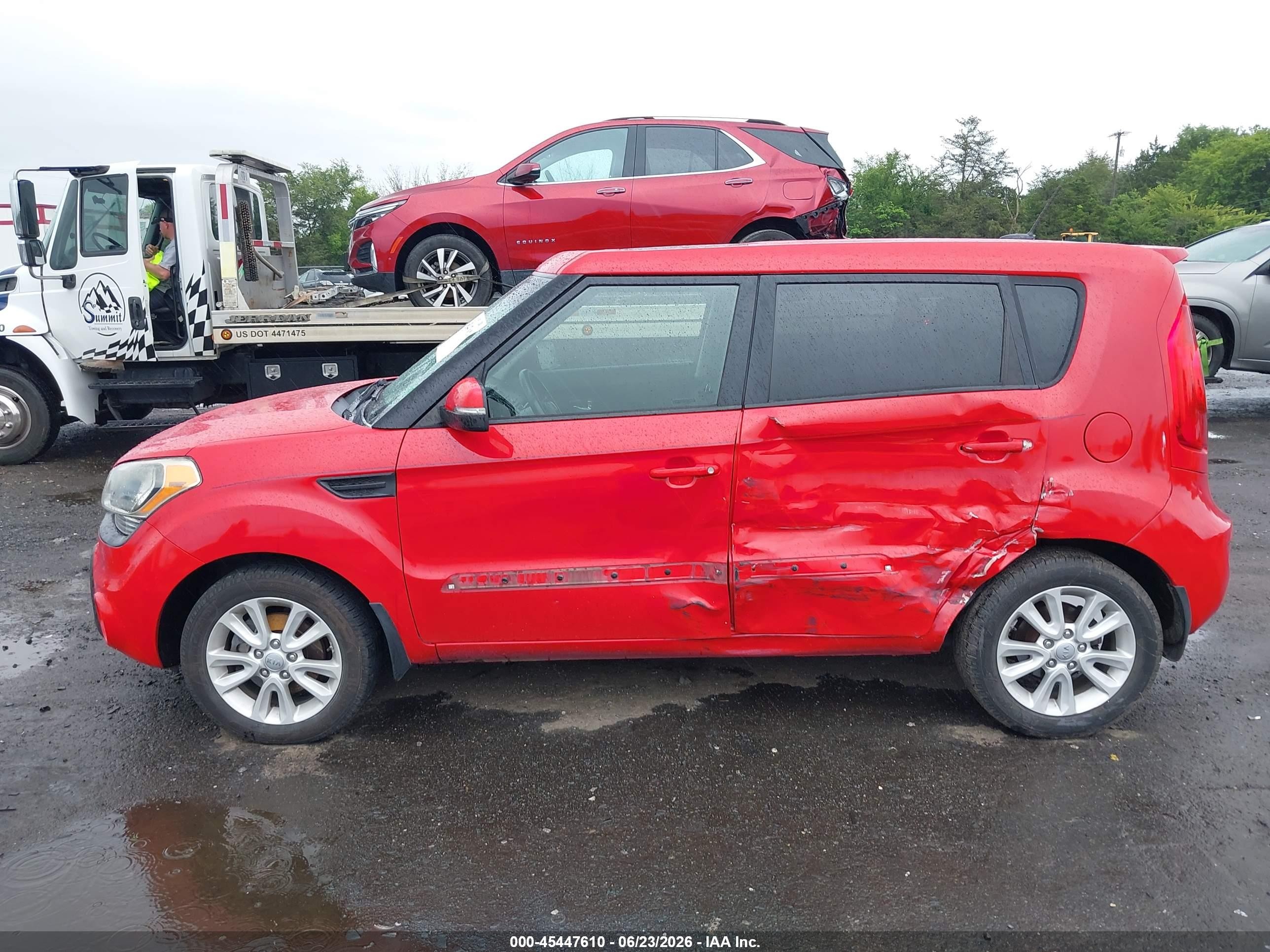 2013 Kia Soul + Red vin: KNDJT2A69D7622409