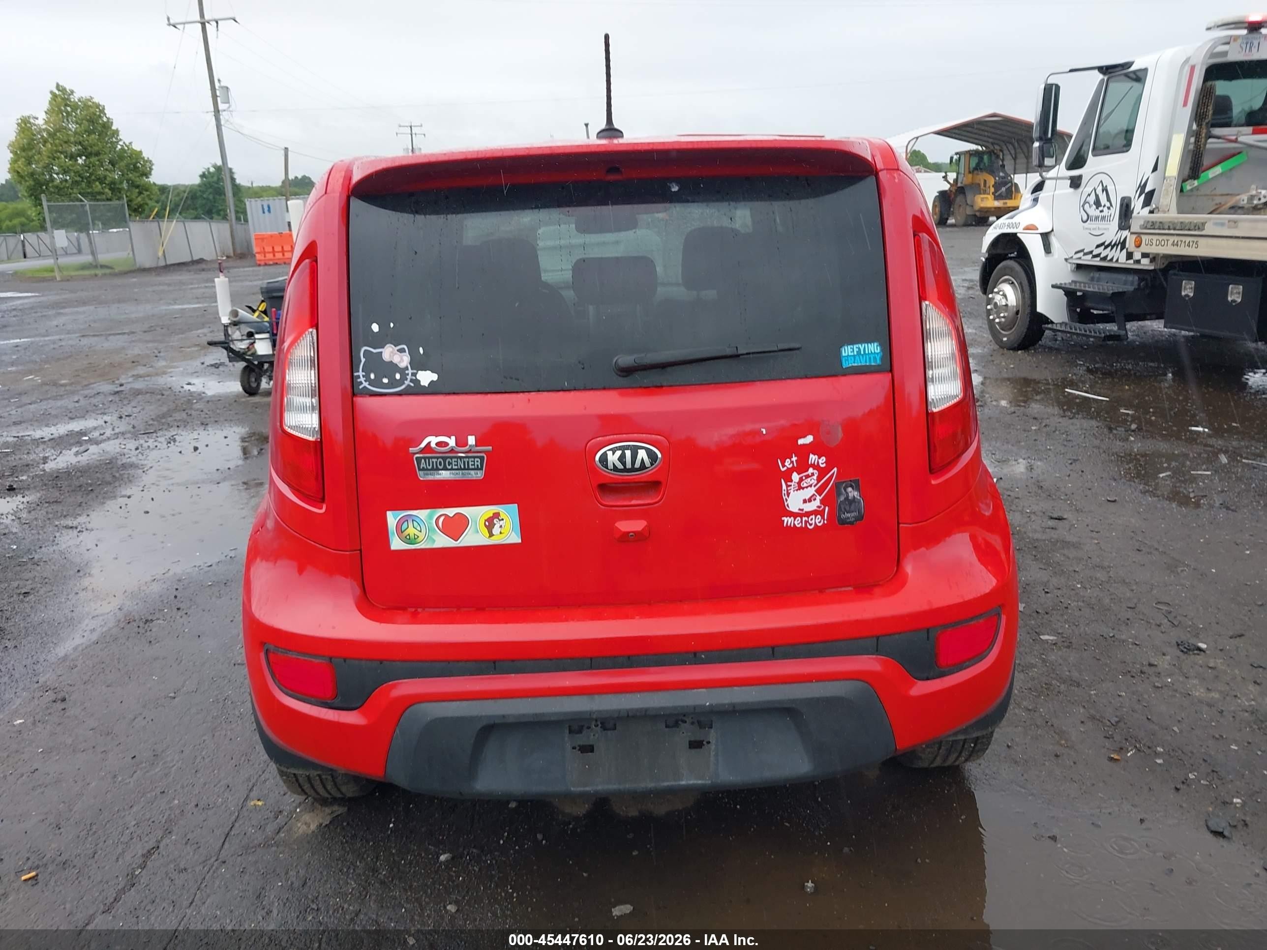 2013 Kia Soul + Red vin: KNDJT2A69D7622409