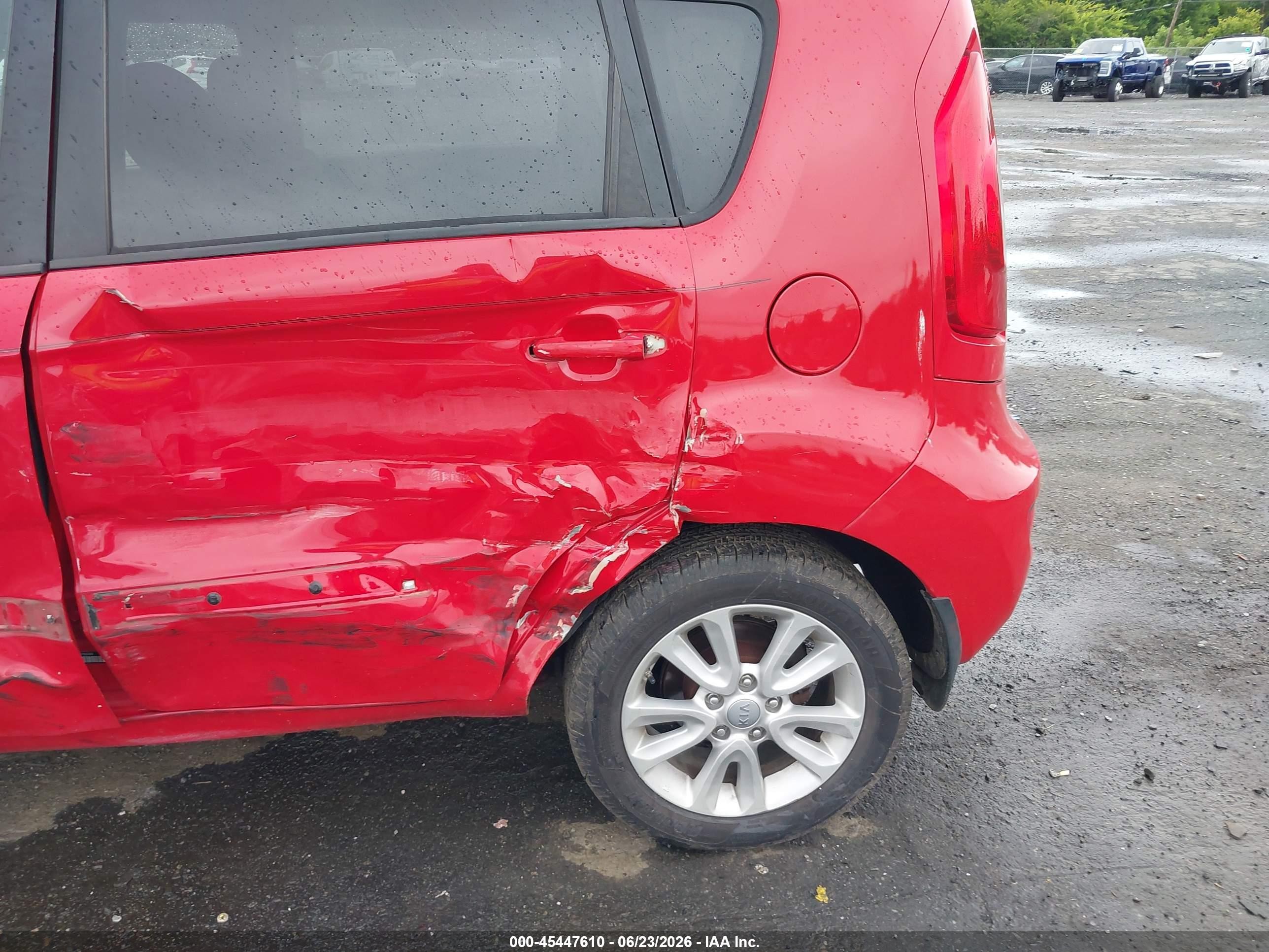 2013 Kia Soul + Red vin: KNDJT2A69D7622409