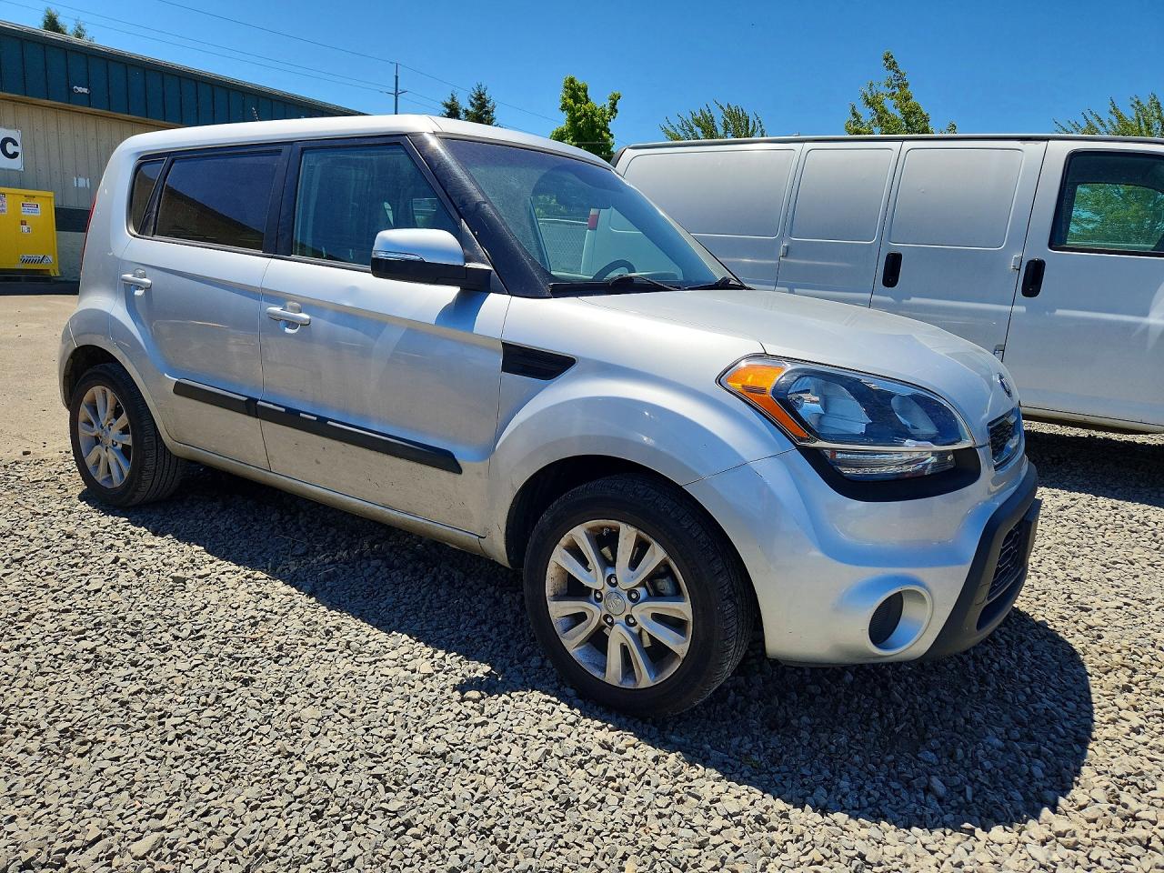 2013 Kia Soul + Серебряный vin: KNDJT2A69D7627125
