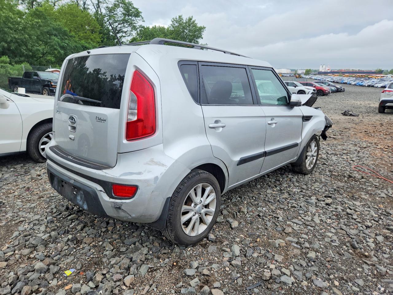 2012 Kia Soul + Gray vin: KNDJT2A6XC7363590