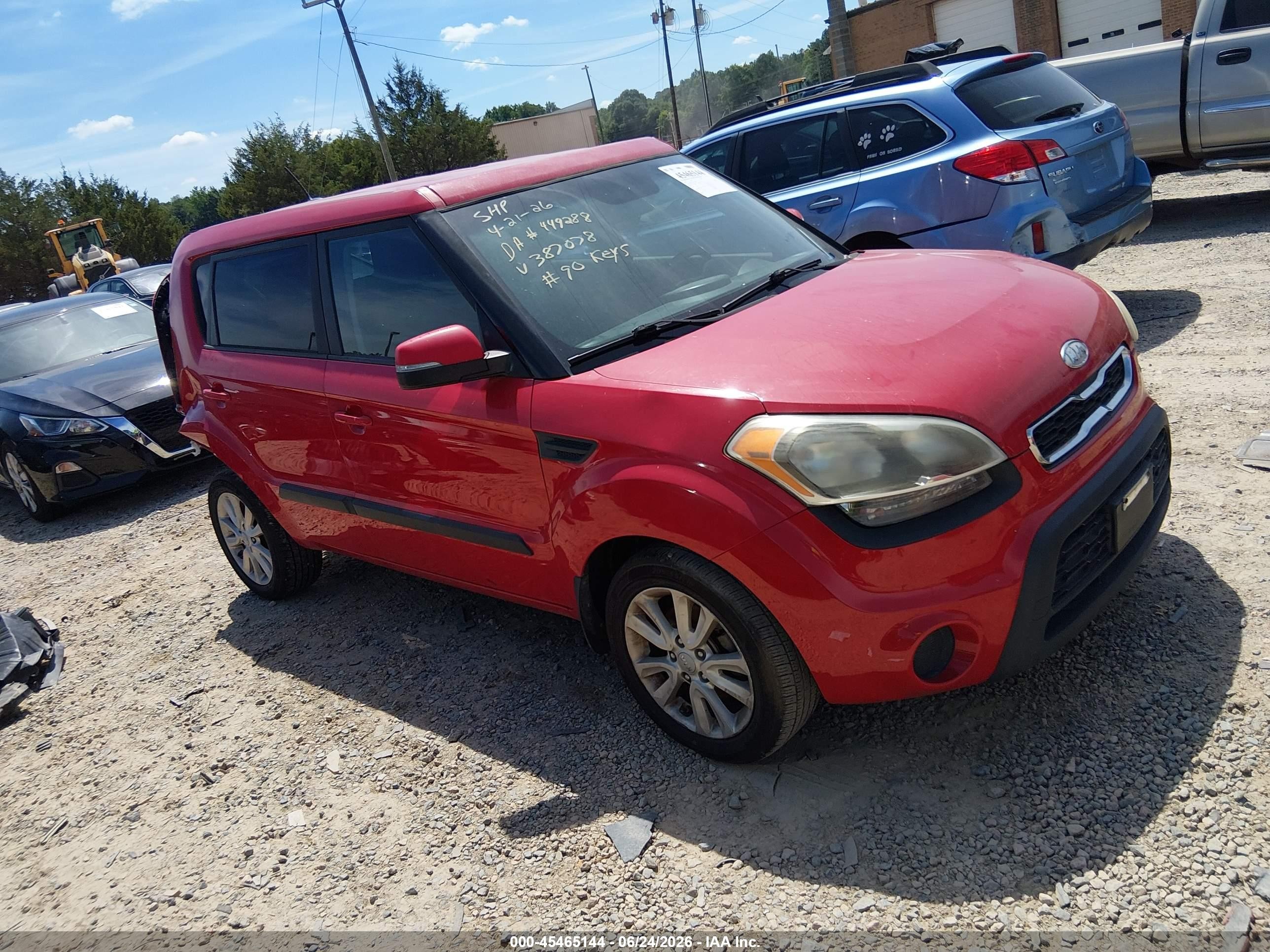 2012 Kia Soul + Red vin: KNDJT2A6XC7387078