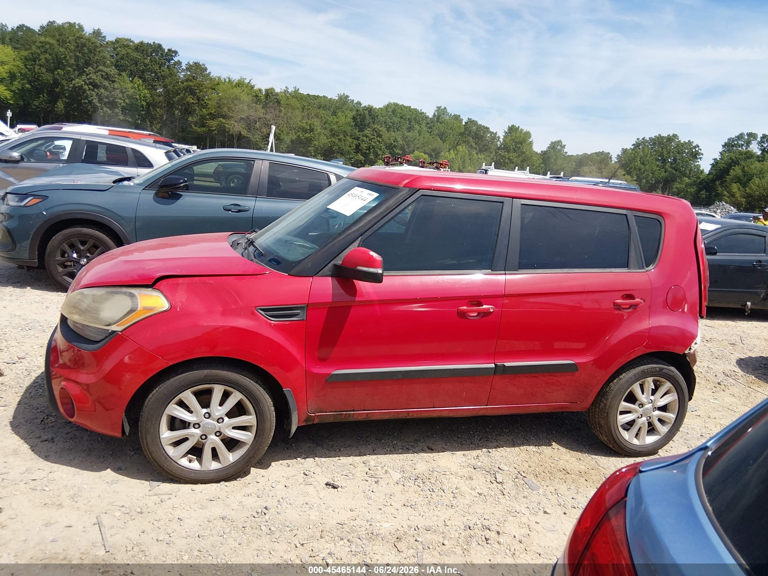 2012 Kia Soul + Красный vin: KNDJT2A6XC7387078
