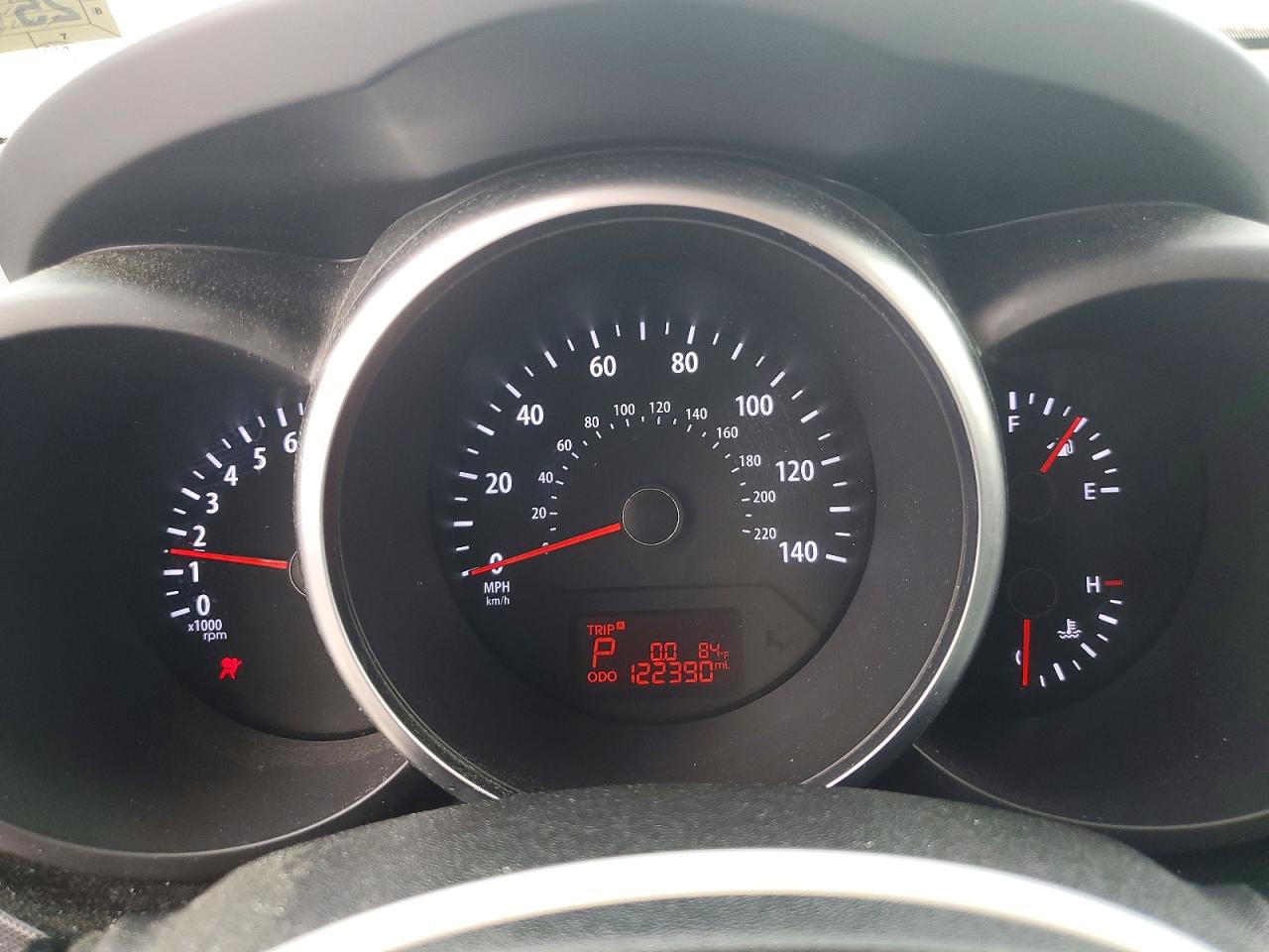 2012 Kia Soul + Silver vin: KNDJT2A6XC7405496