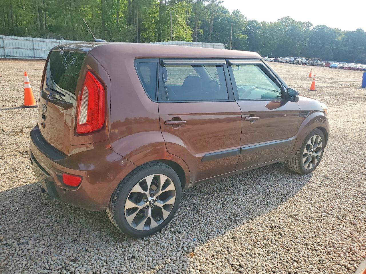 2012 Kia Soul ! Brown vin: KNDJT2A6XC7434139