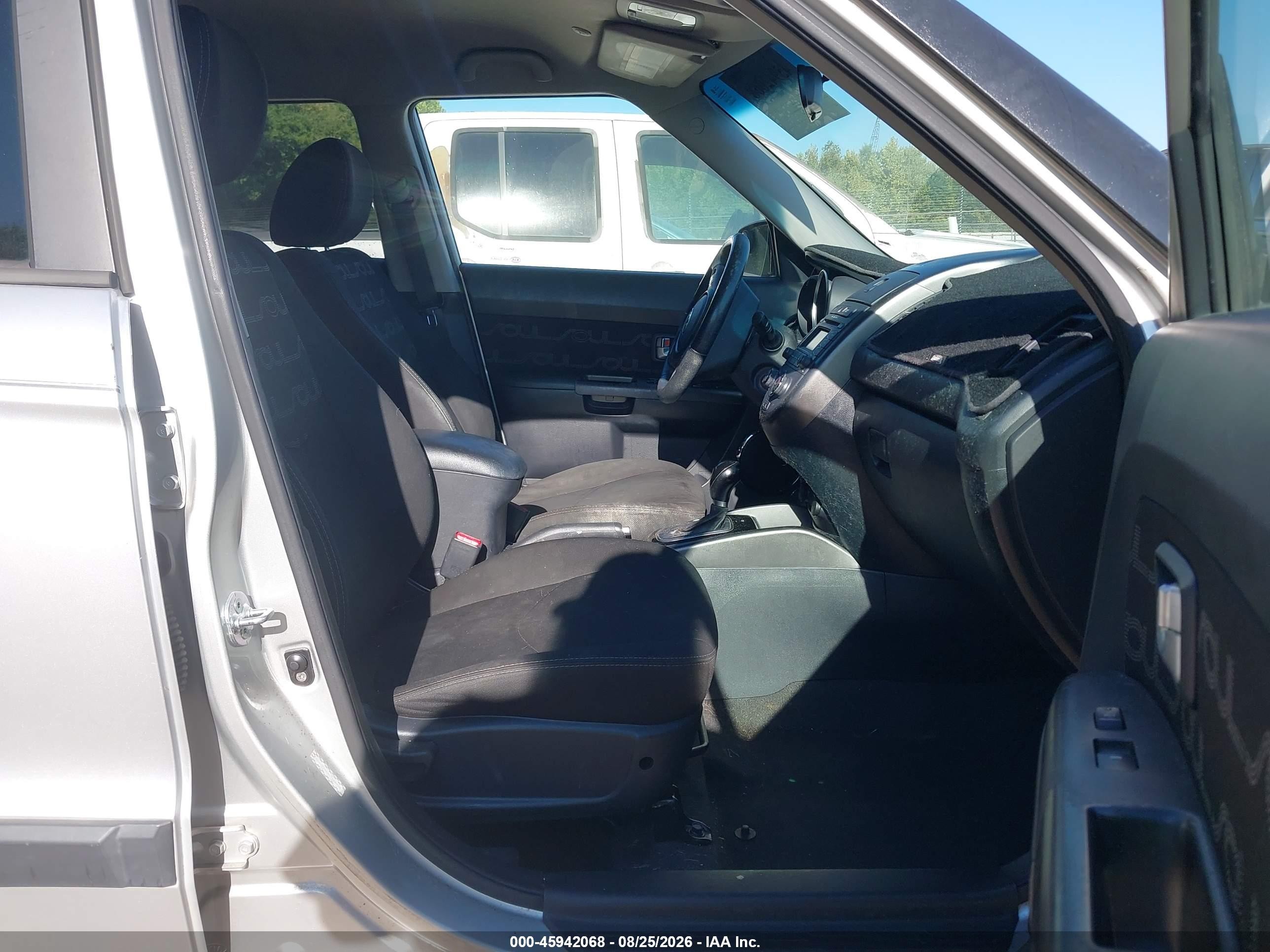 2012 Kia Soul + Silver vin: KNDJT2A6XC7440720