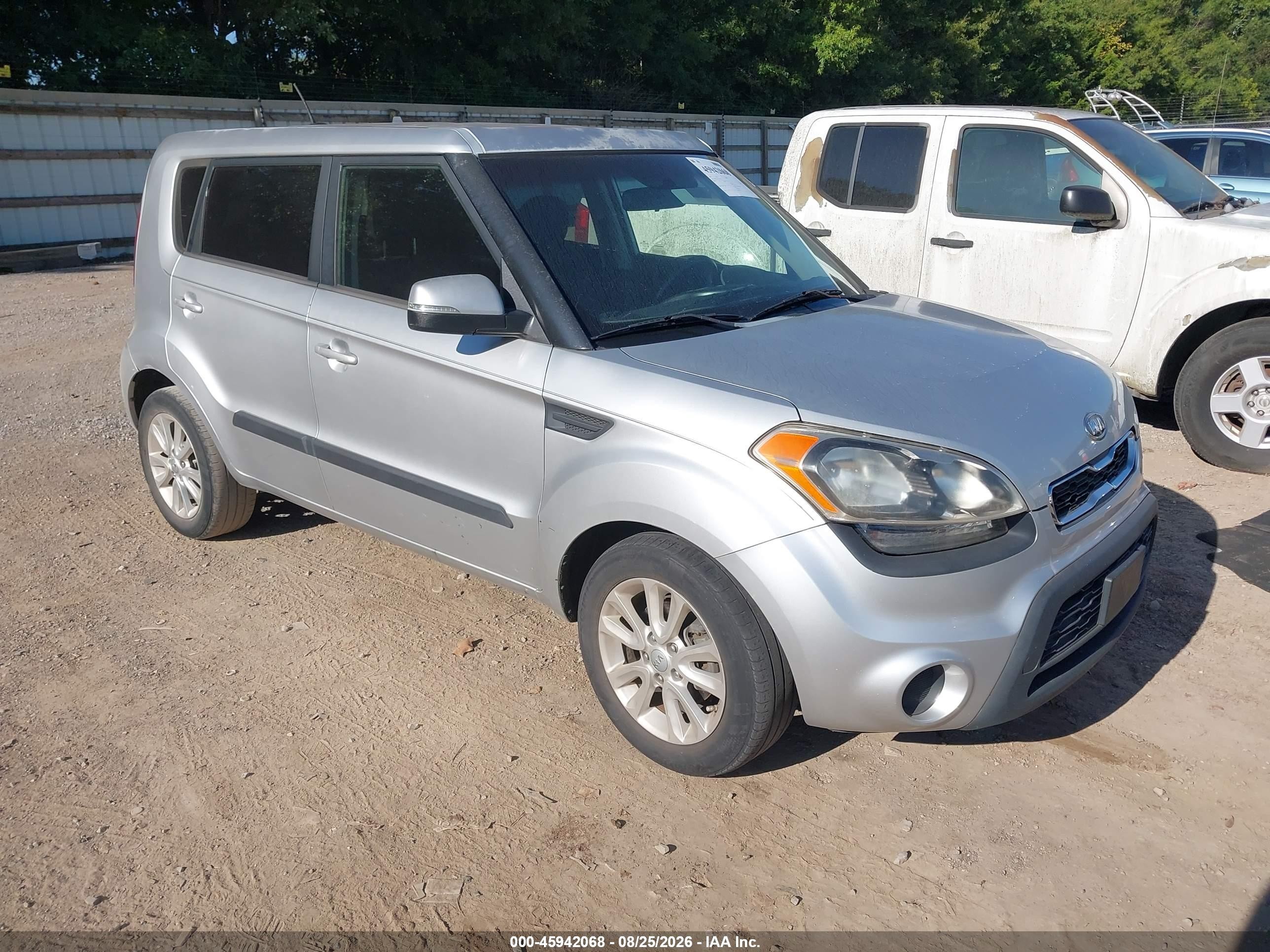 2012 Kia Soul + Silver vin: KNDJT2A6XC7440720