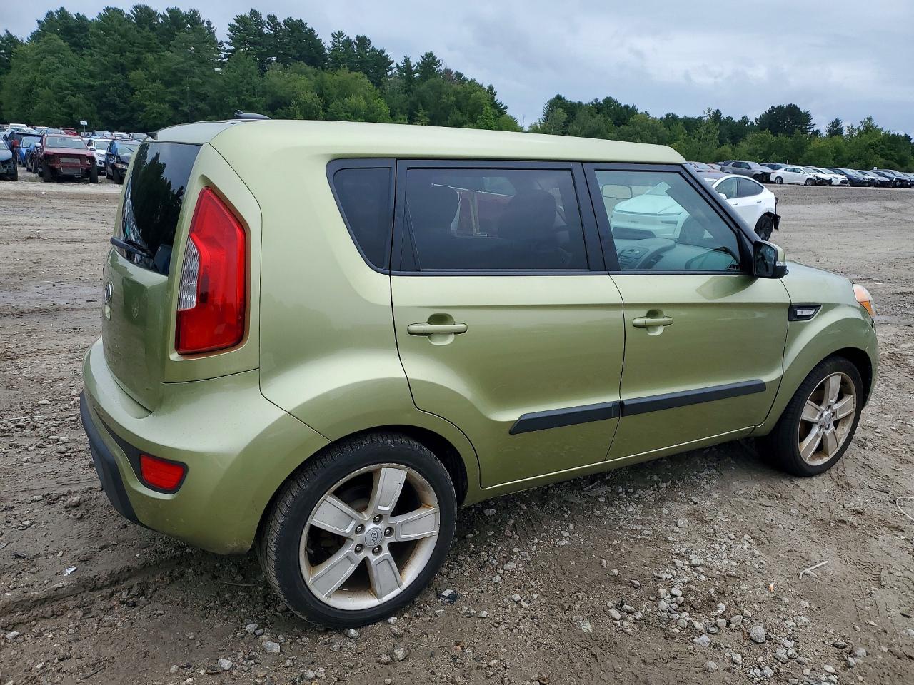 2012 Kia Soul + Зеленый vin: KNDJT2A6XC7468517