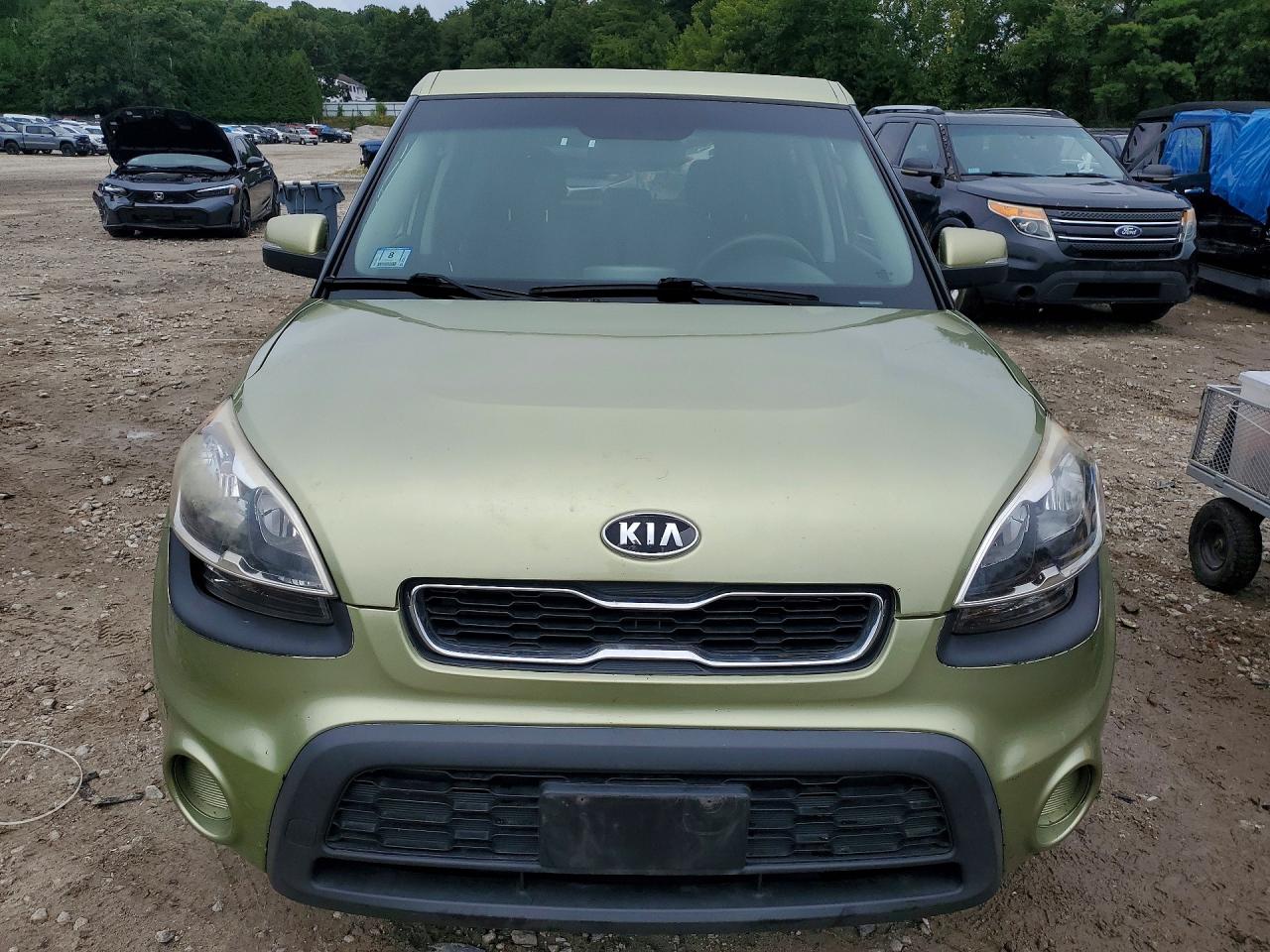 2012 Kia Soul + Зеленый vin: KNDJT2A6XC7468517