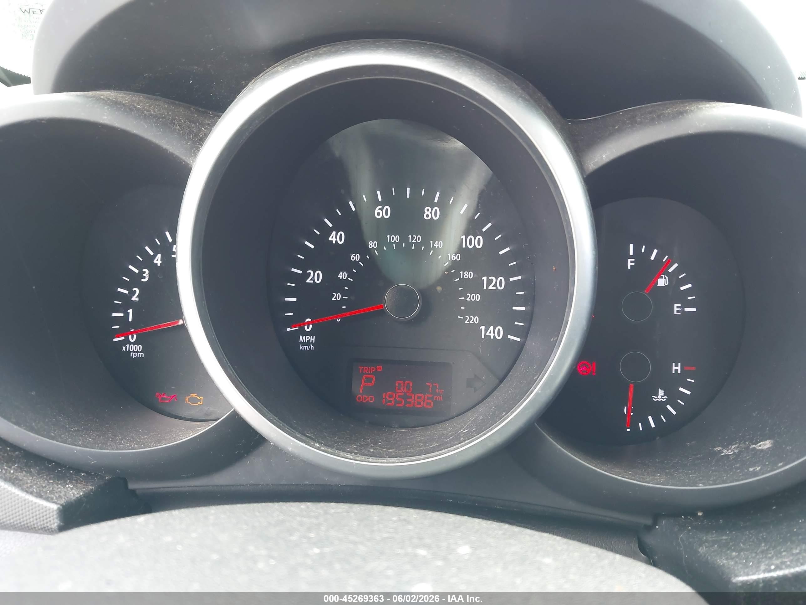 2012 Kia Soul + Black vin: KNDJT2A6XC7743724