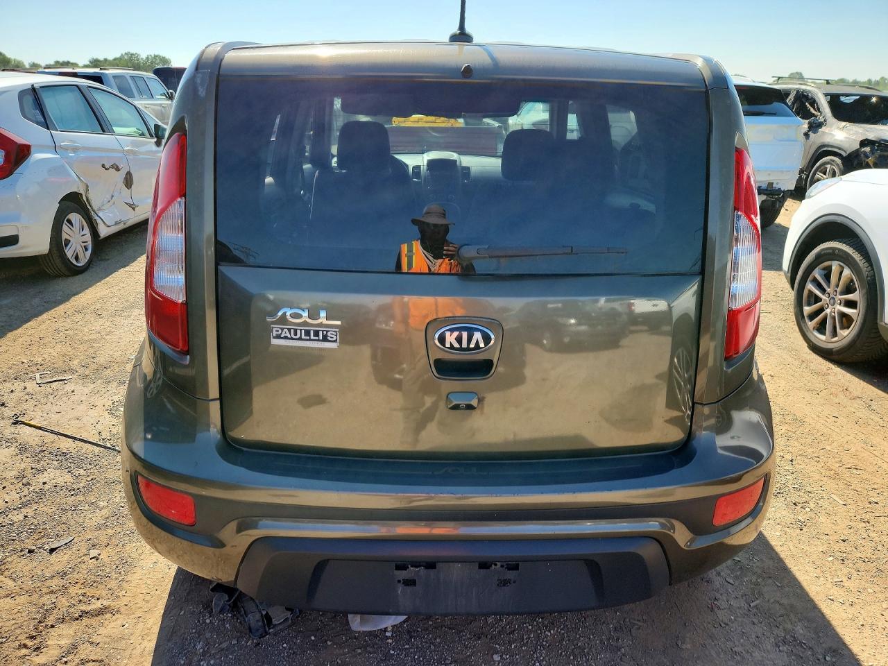2013 Kia Soul + Brown vin: KNDJT2A6XD7504885